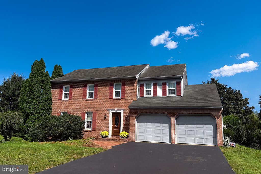 Photo of 52 Charles Place, BROWNSTOWN, PA 17508 (MLS # PALA2075760)