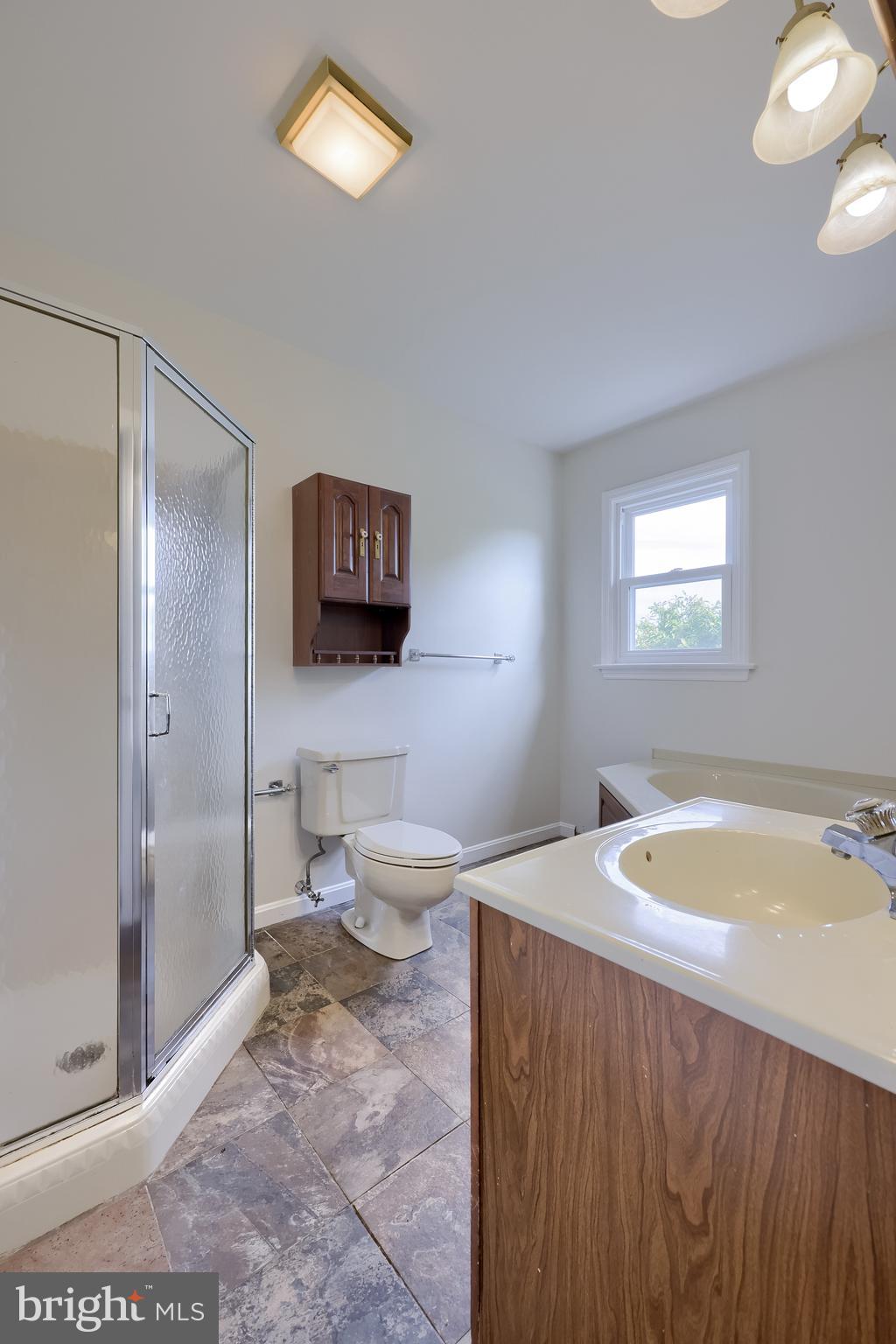 WEST GATE - Residential