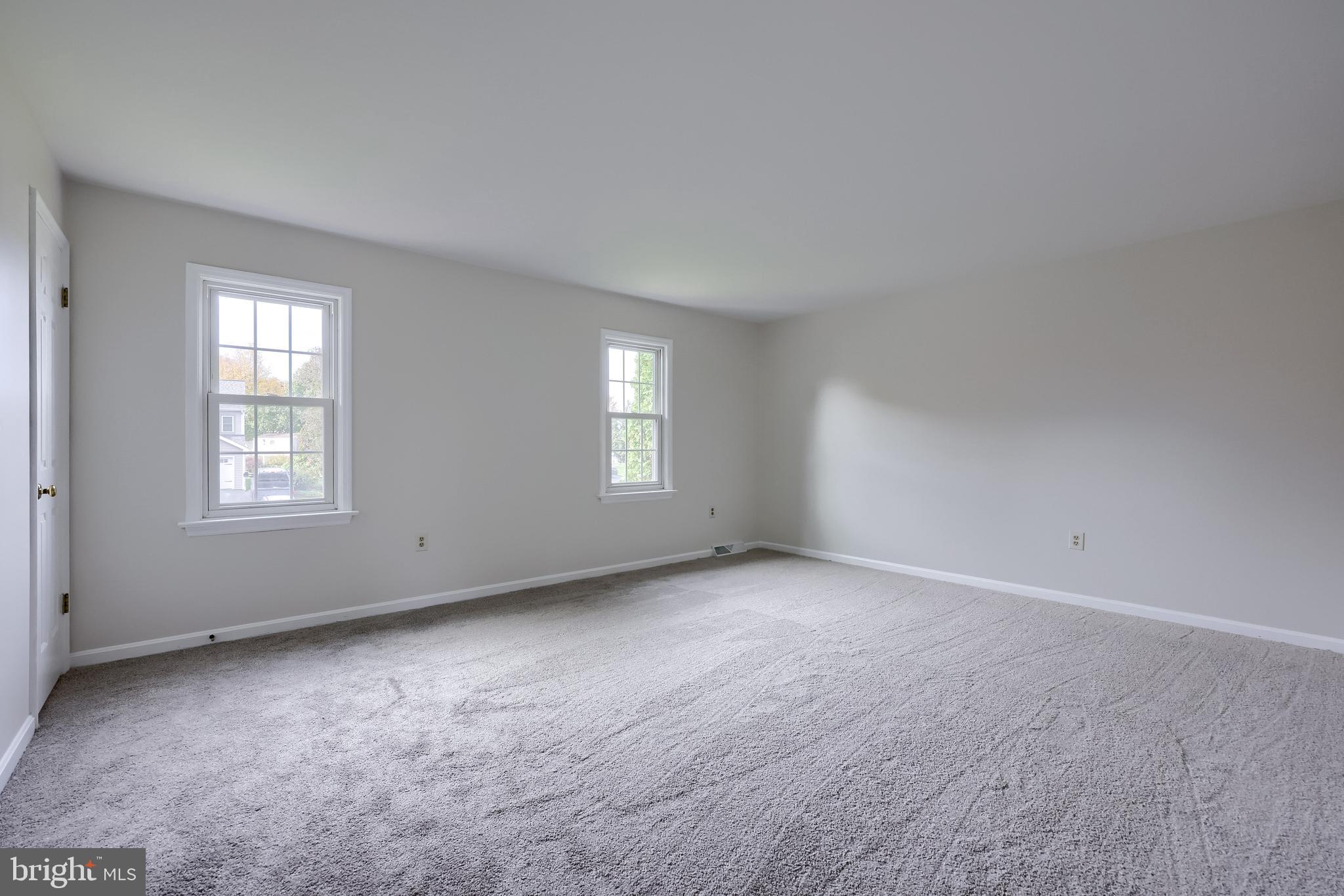 WEST GATE - Residential