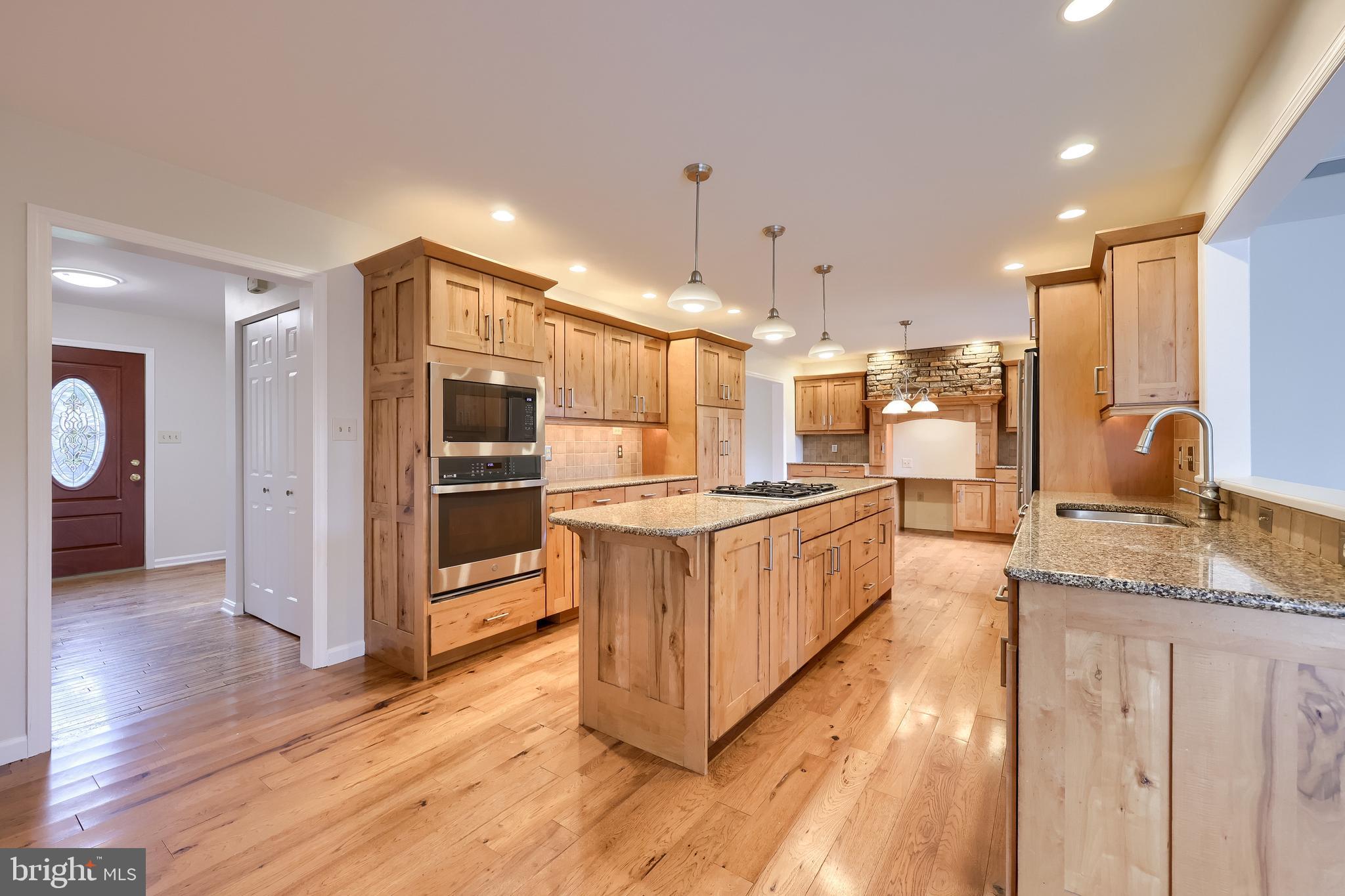 WEST GATE - Residential