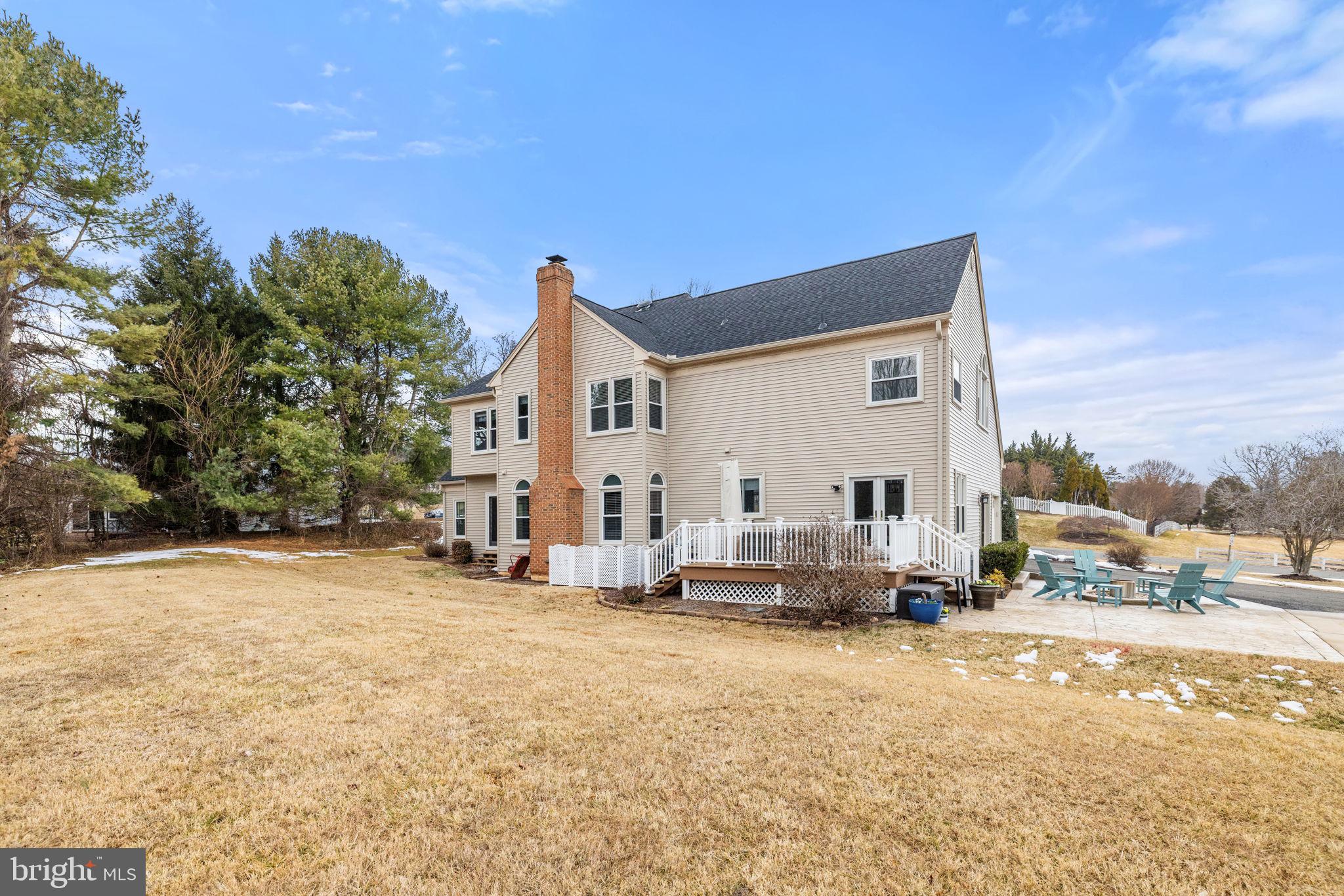 WINDSOR RIDGE - Residential