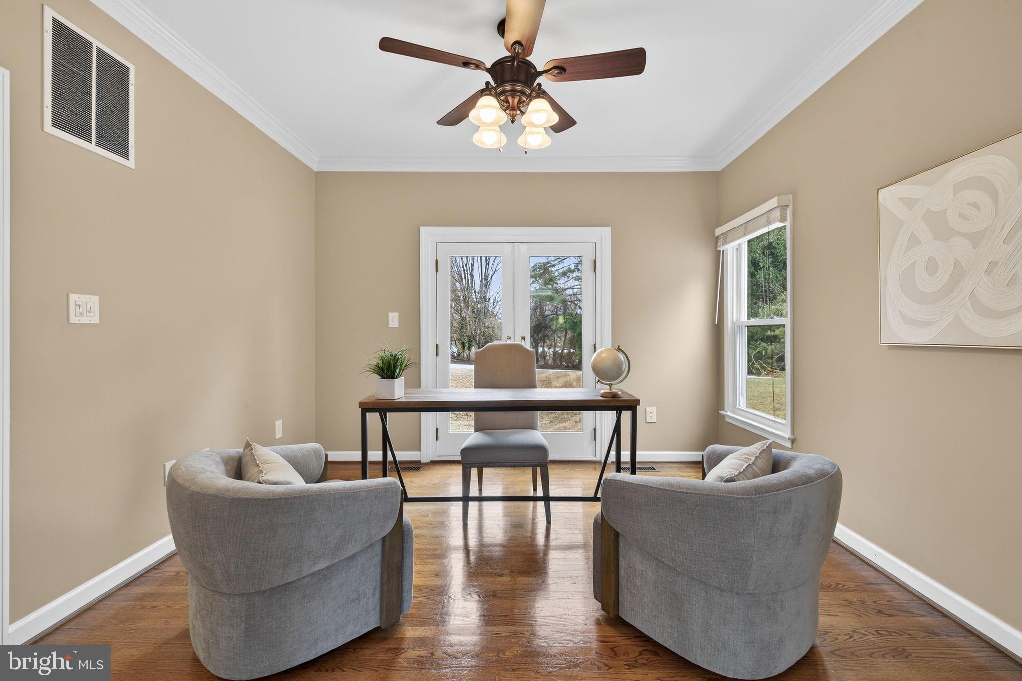 WINDSOR RIDGE - Residential