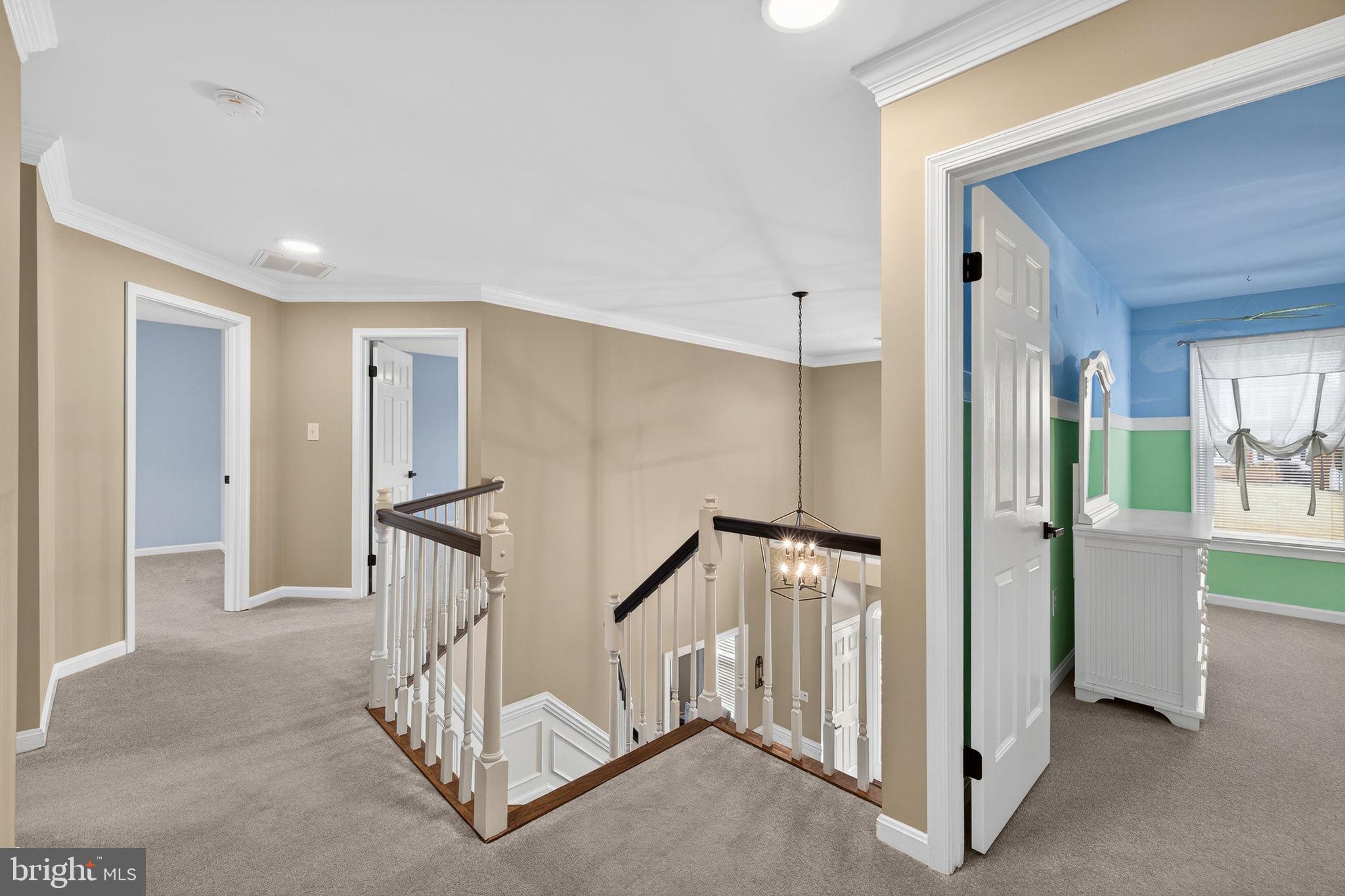 WINDSOR RIDGE - Residential