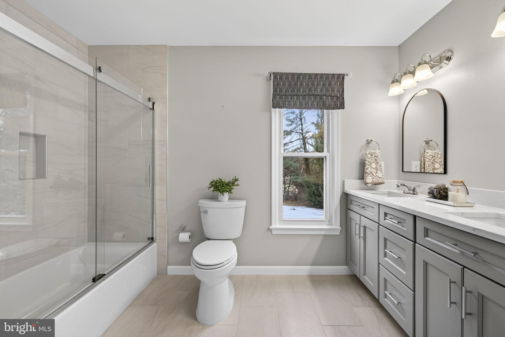 WINDSOR RIDGE - Residential