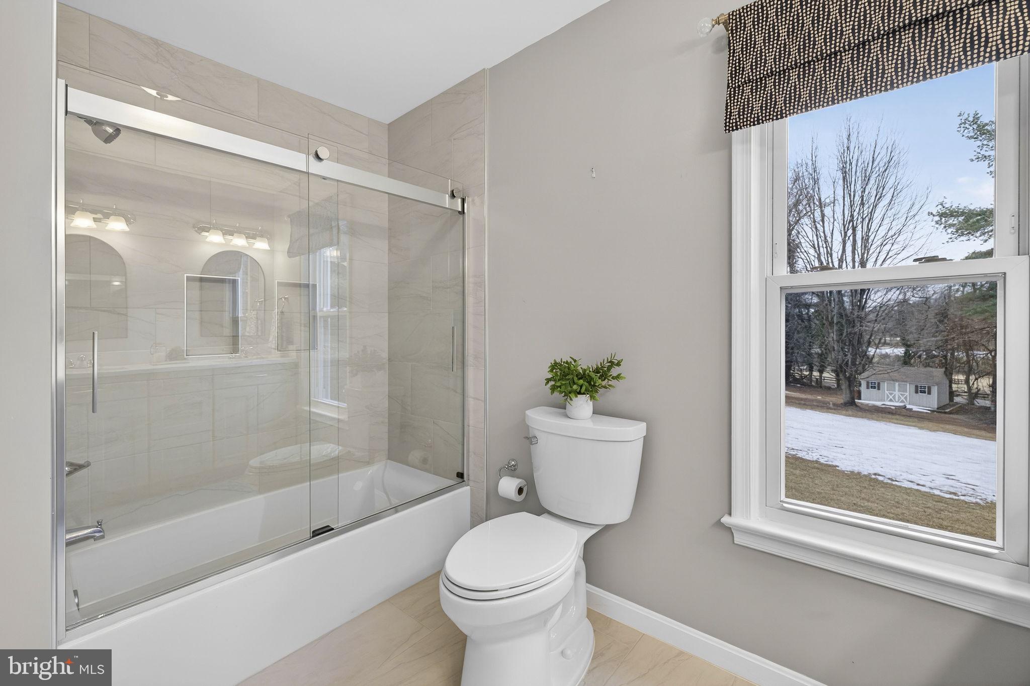 WINDSOR RIDGE - Residential