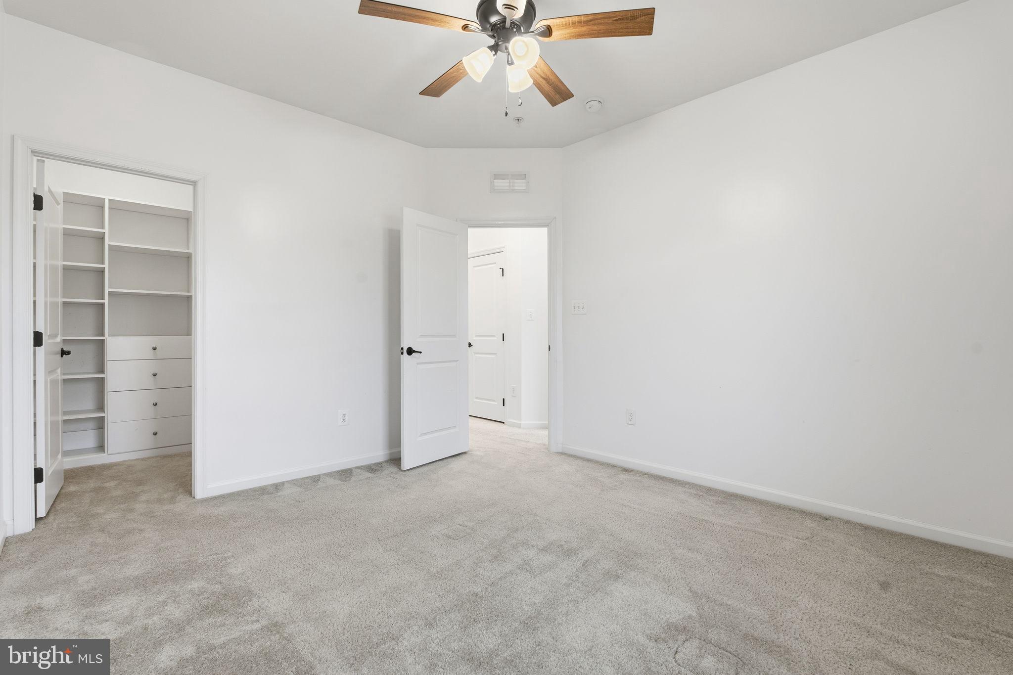 JEFFERSON PLACE - Residential