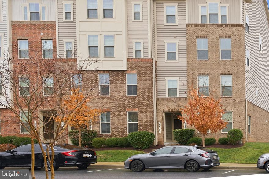 Welcome home to this modern  condo townhome  in the sought-after Jefferson Place community! Offering over 2,700 sq ft of comfortable, low-maintenance living, this spacious home delivers the perfect blend of style and convenience. Enjoy an open layout, contemporary finishes, and the ease of condo living in a vibrant neighborhood. This home features hardwood flooring and a large kitchen island. The  large primary bedroom features trey ceilings, TWO primary closets and a roman shower in the bathroom.

Neighborhood amenities feature a community pool, fitness center, clubhouse, basketball courts and so much more! You’ll love being minutes from shopping, dining, commuter routes, and everything Frederick has to offer. Don’t miss this opportunity to own a beautifully maintained home in a growing, amenity-rich community!