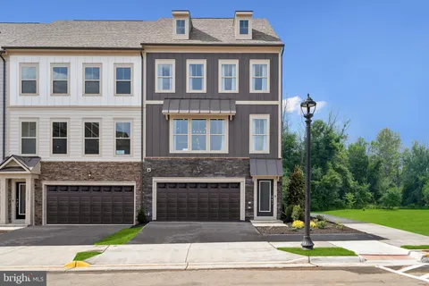 201 Chianti Terrace SE, Leesburg, VA 20175 - MLS#: VALO2116080