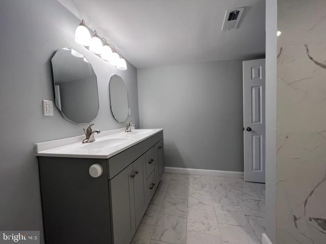 A O DILLE FARM - Residential