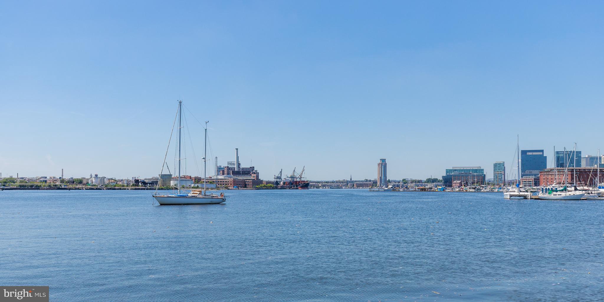 LIGHTHOUSE POINT - Residential