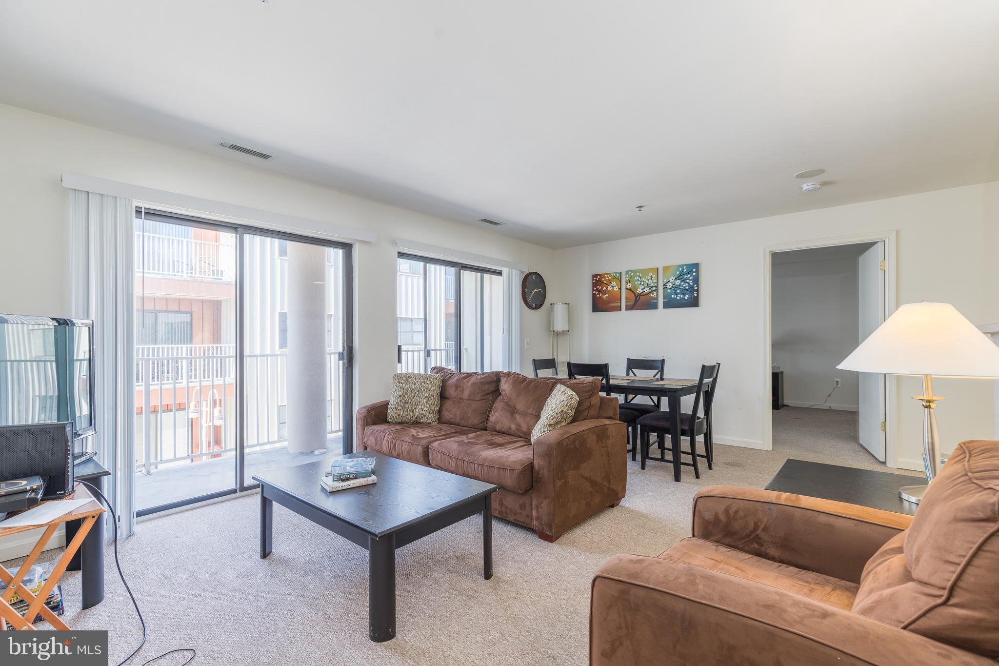 LIGHTHOUSE POINT - Residential