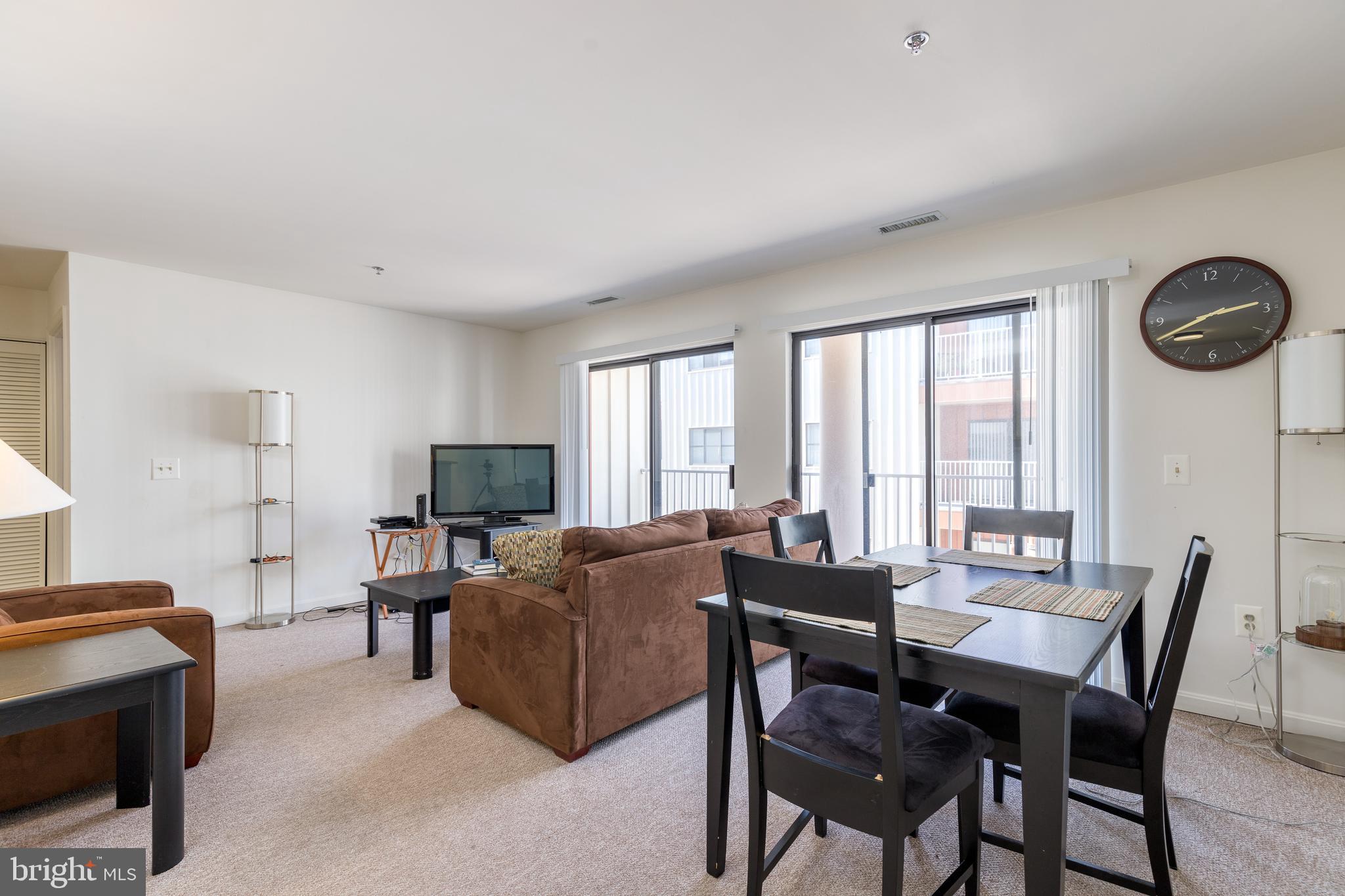 LIGHTHOUSE POINT - Residential