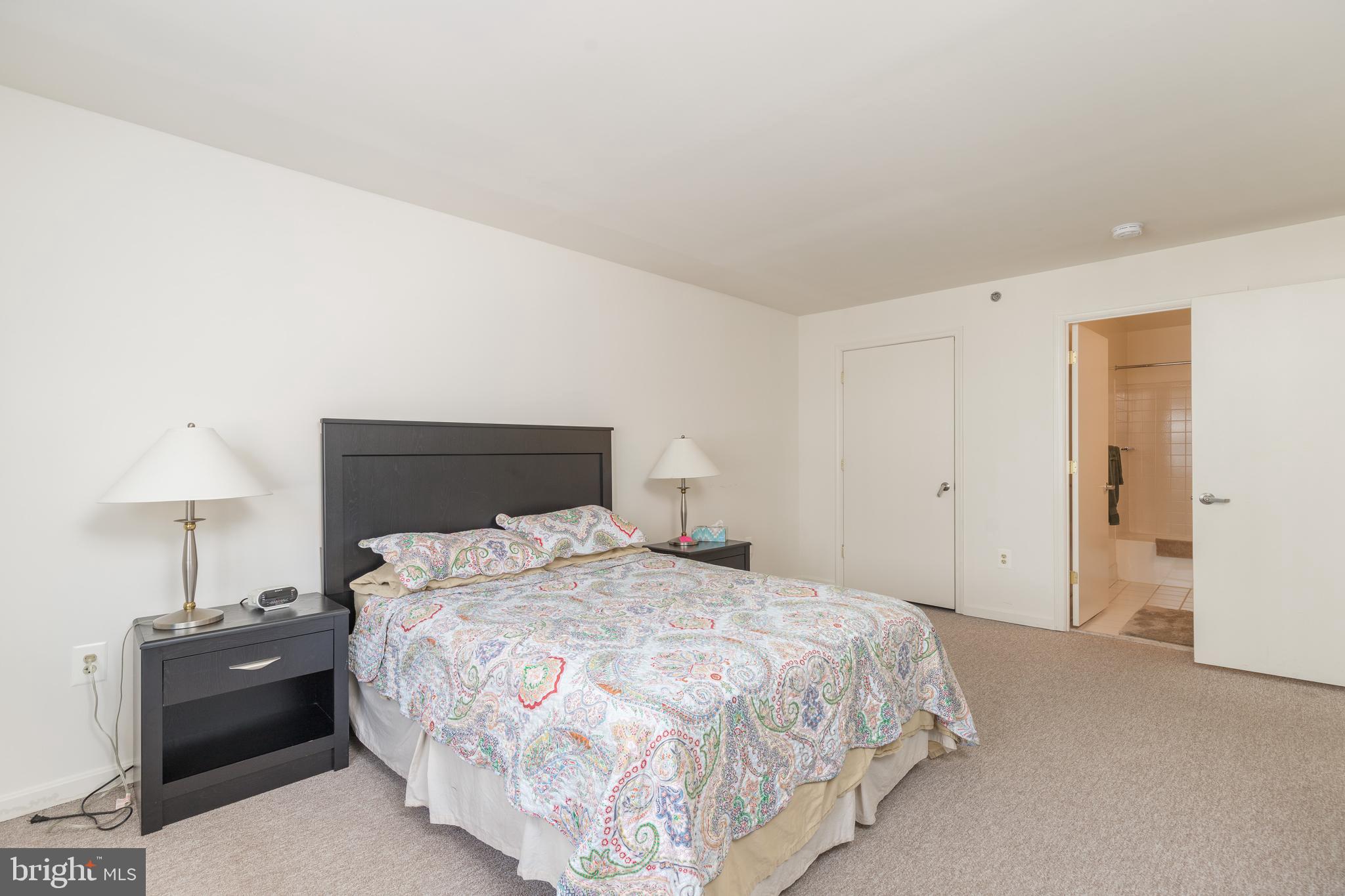 LIGHTHOUSE POINT - Residential