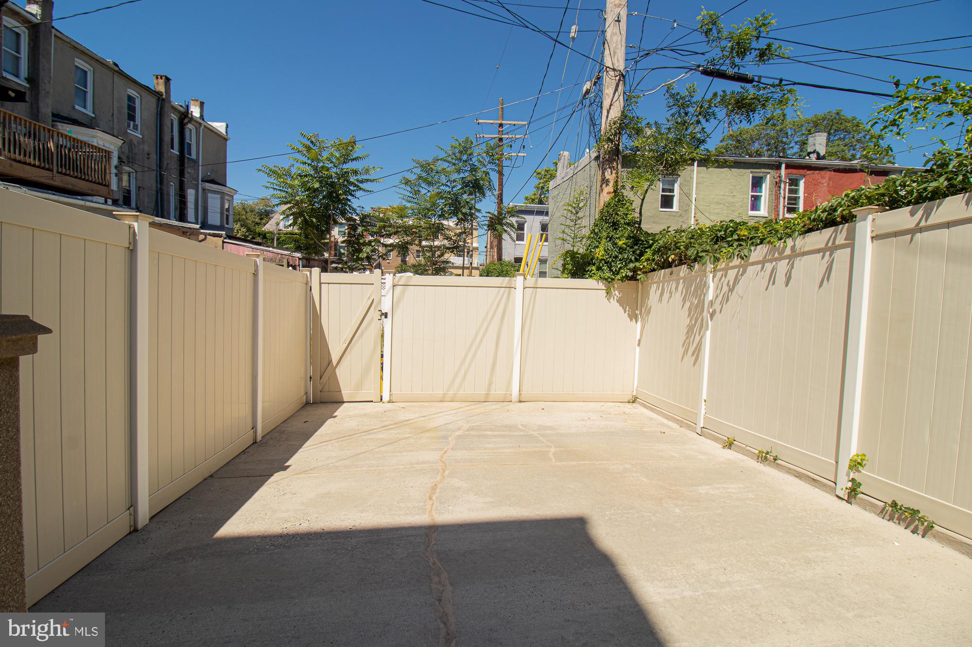 CHARLES VILLAGE - Residential