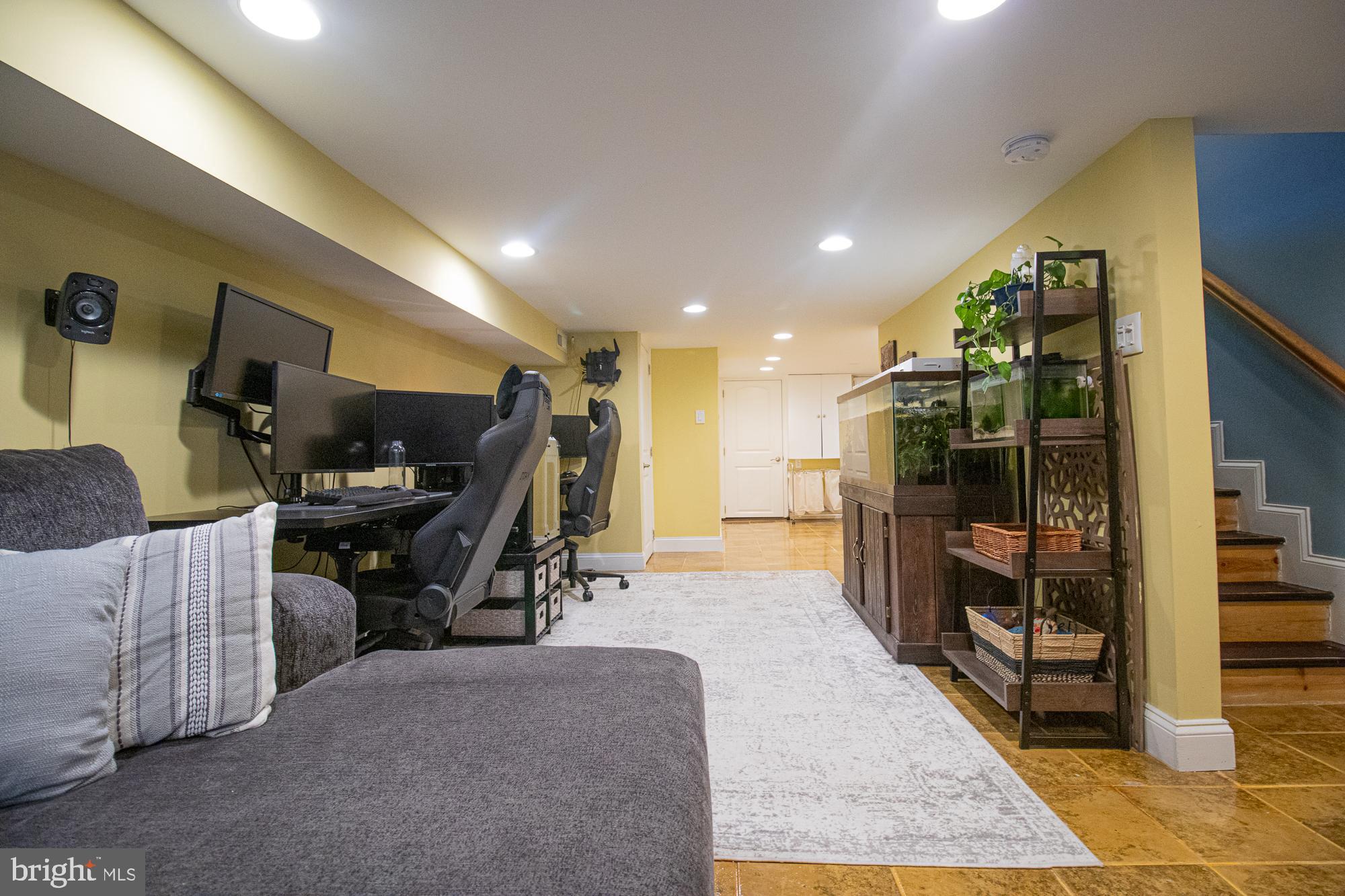 CHARLES VILLAGE - Residential