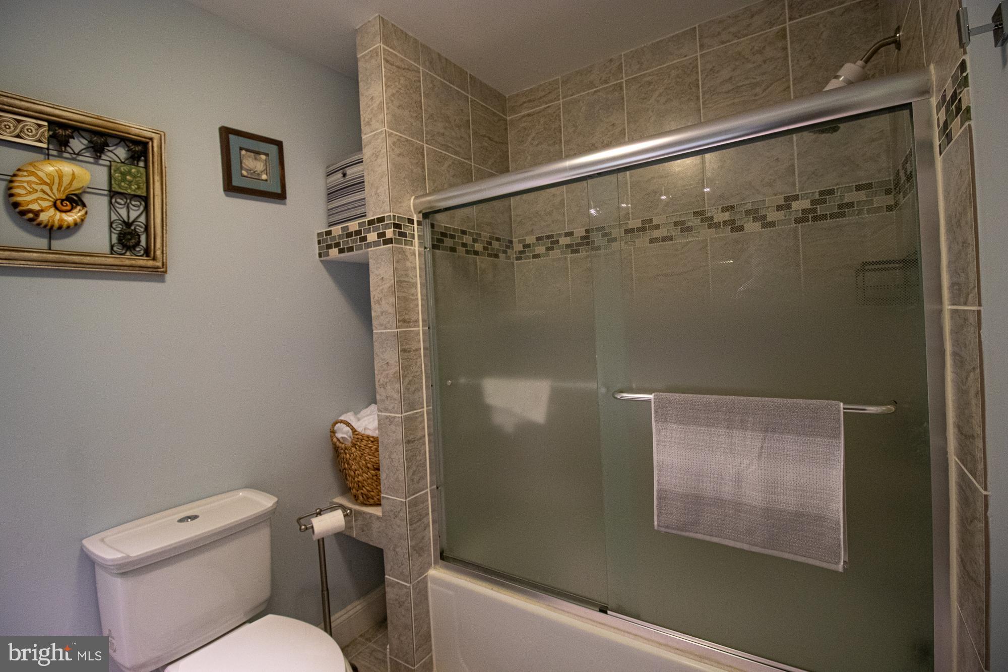 CHARLES VILLAGE - Residential