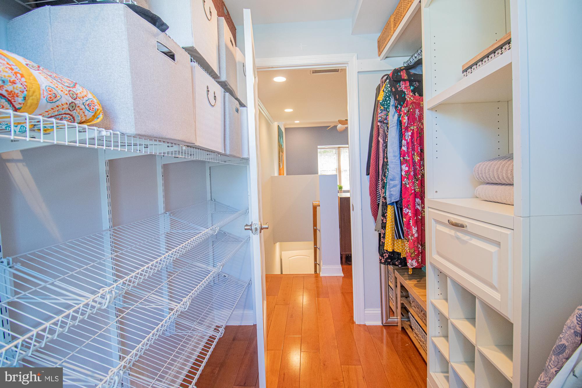 CHARLES VILLAGE - Residential