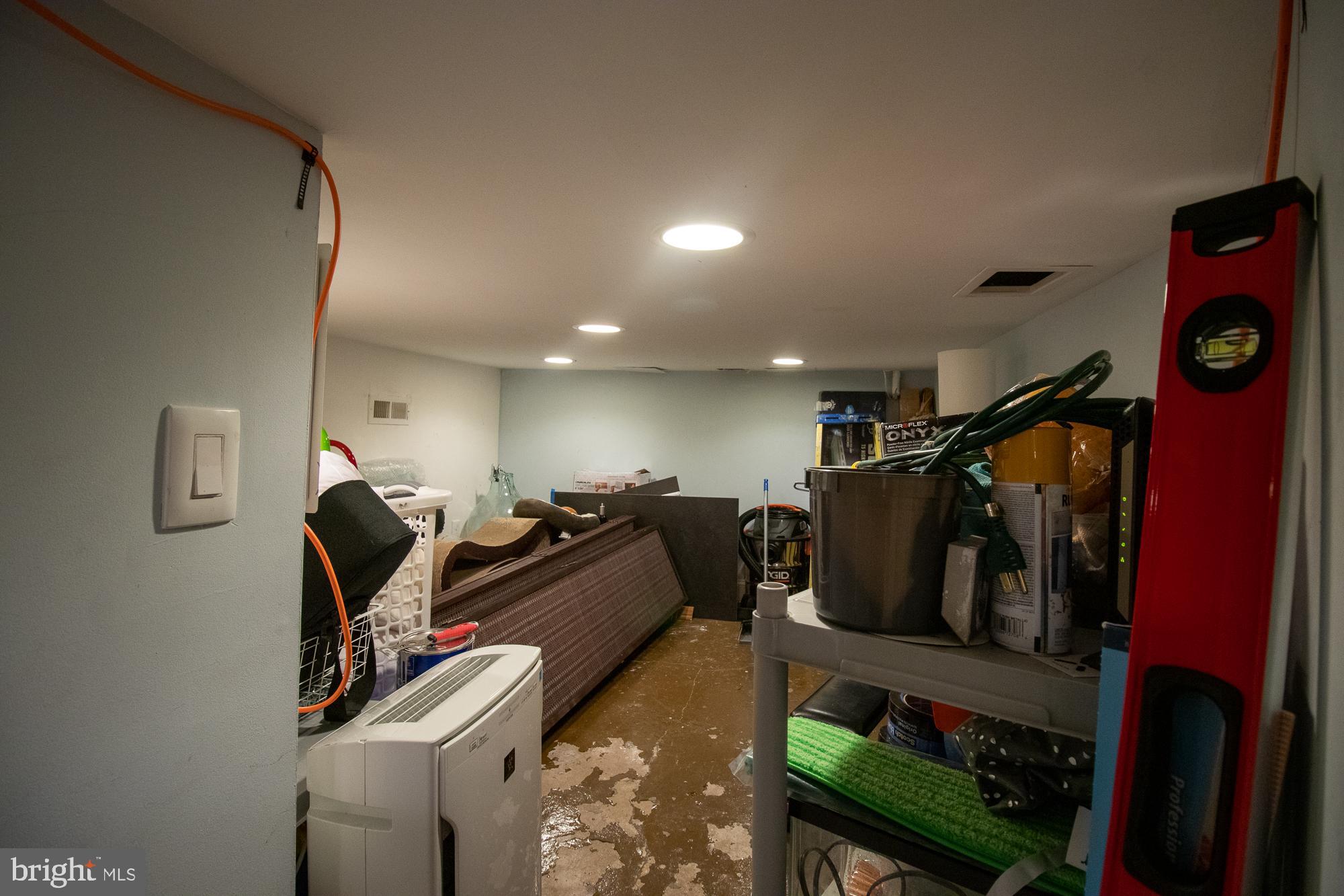 CHARLES VILLAGE - Residential