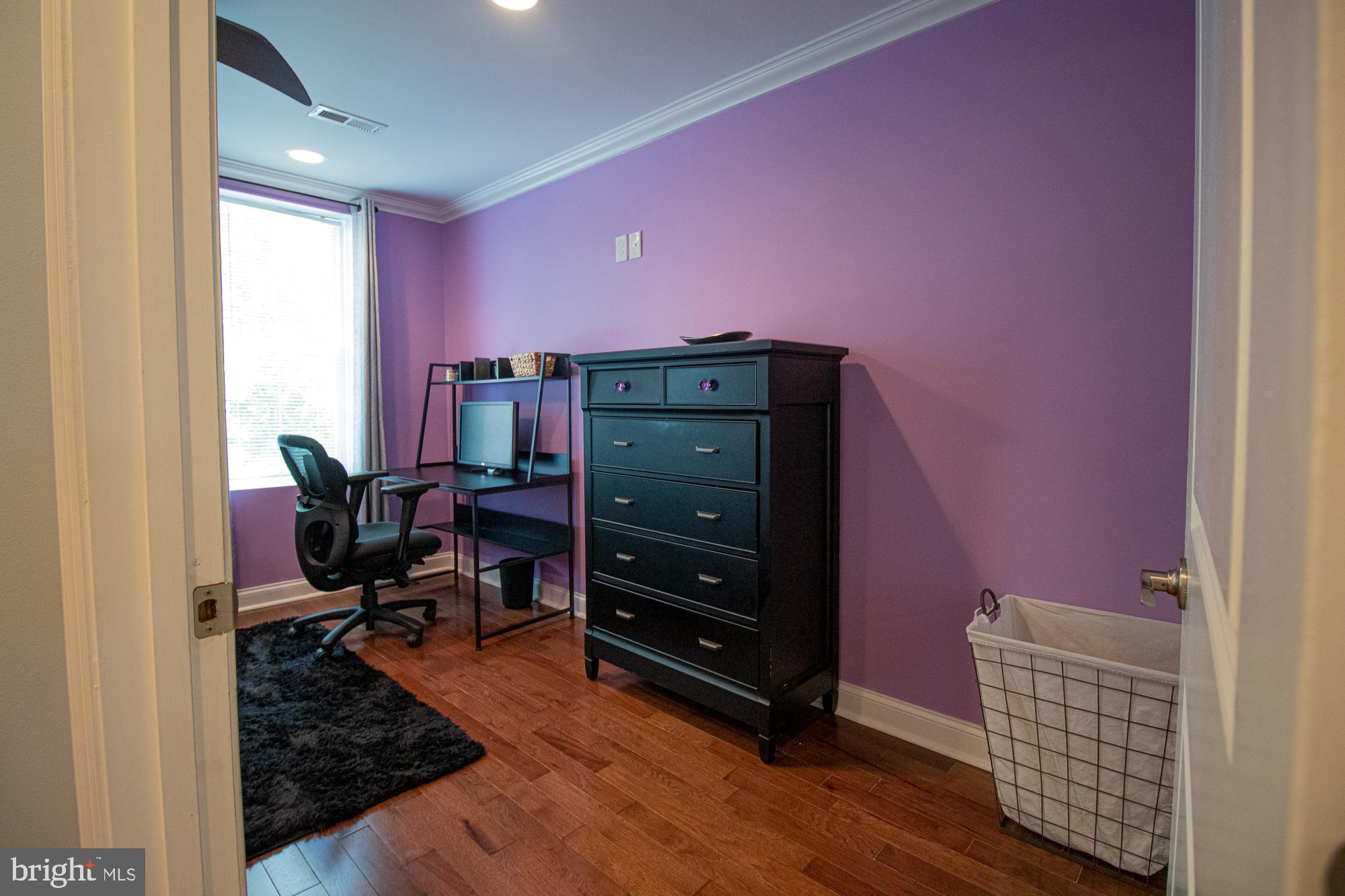 CHARLES VILLAGE - Residential