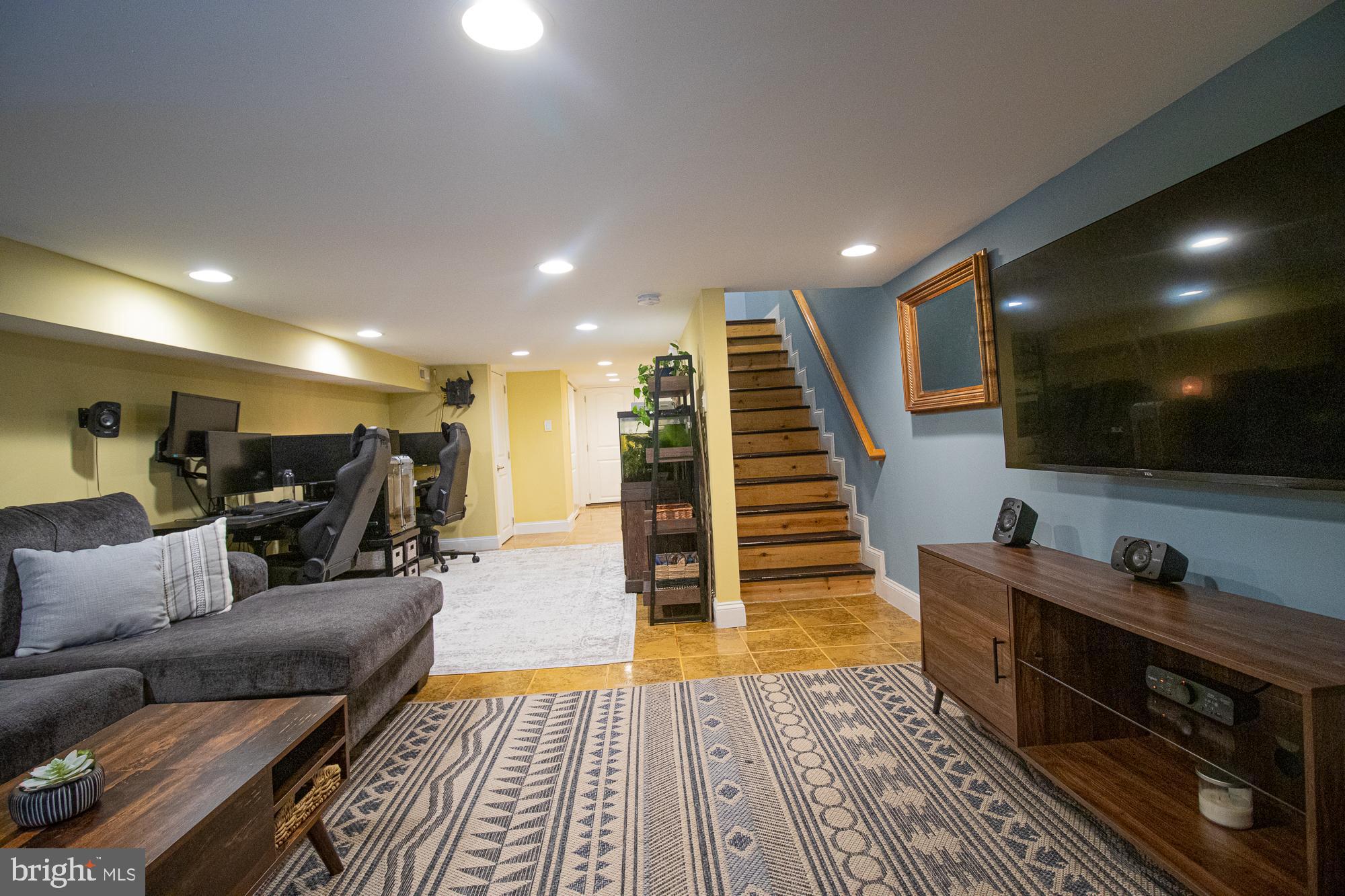 CHARLES VILLAGE - Residential