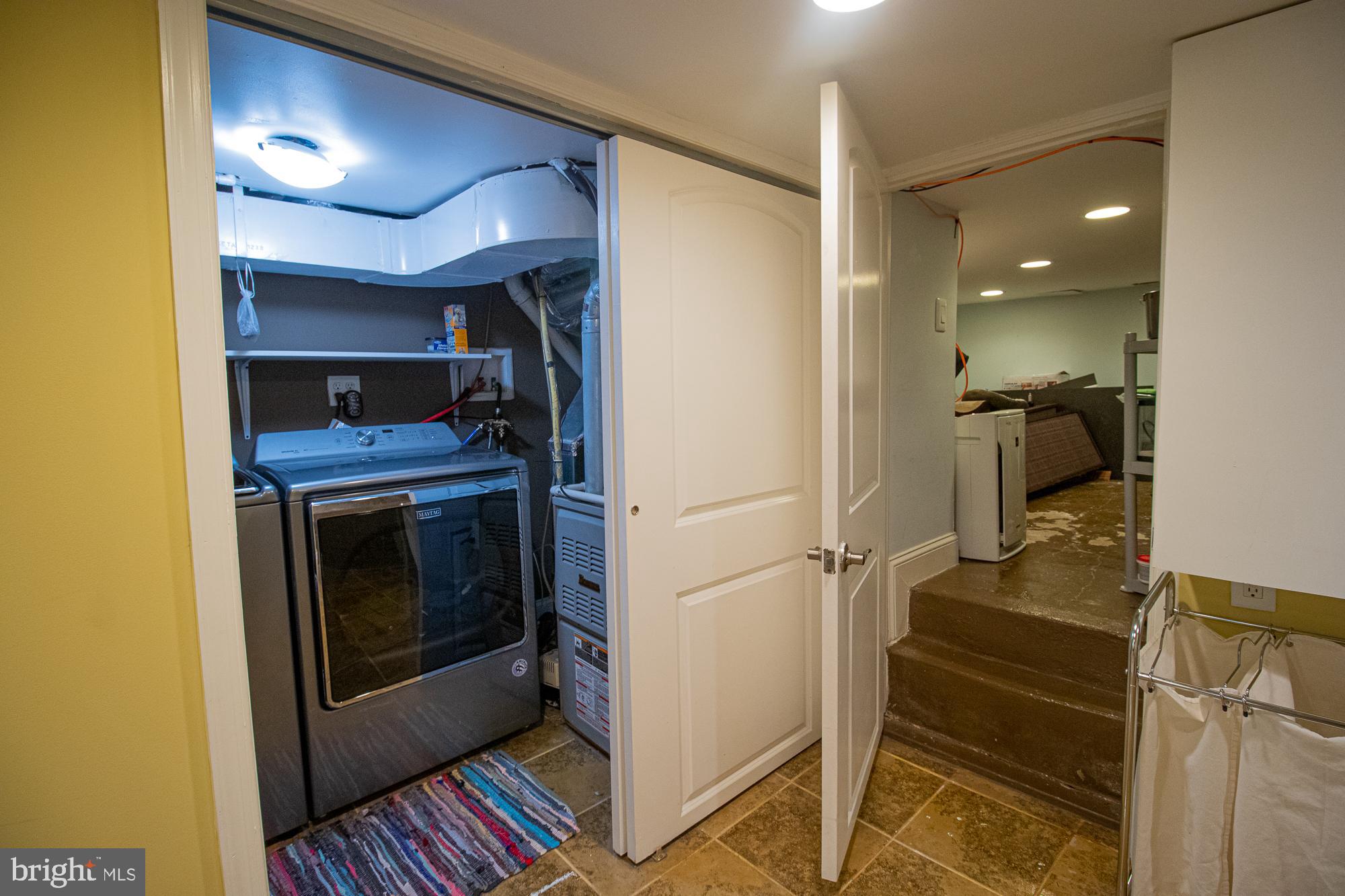 CHARLES VILLAGE - Residential