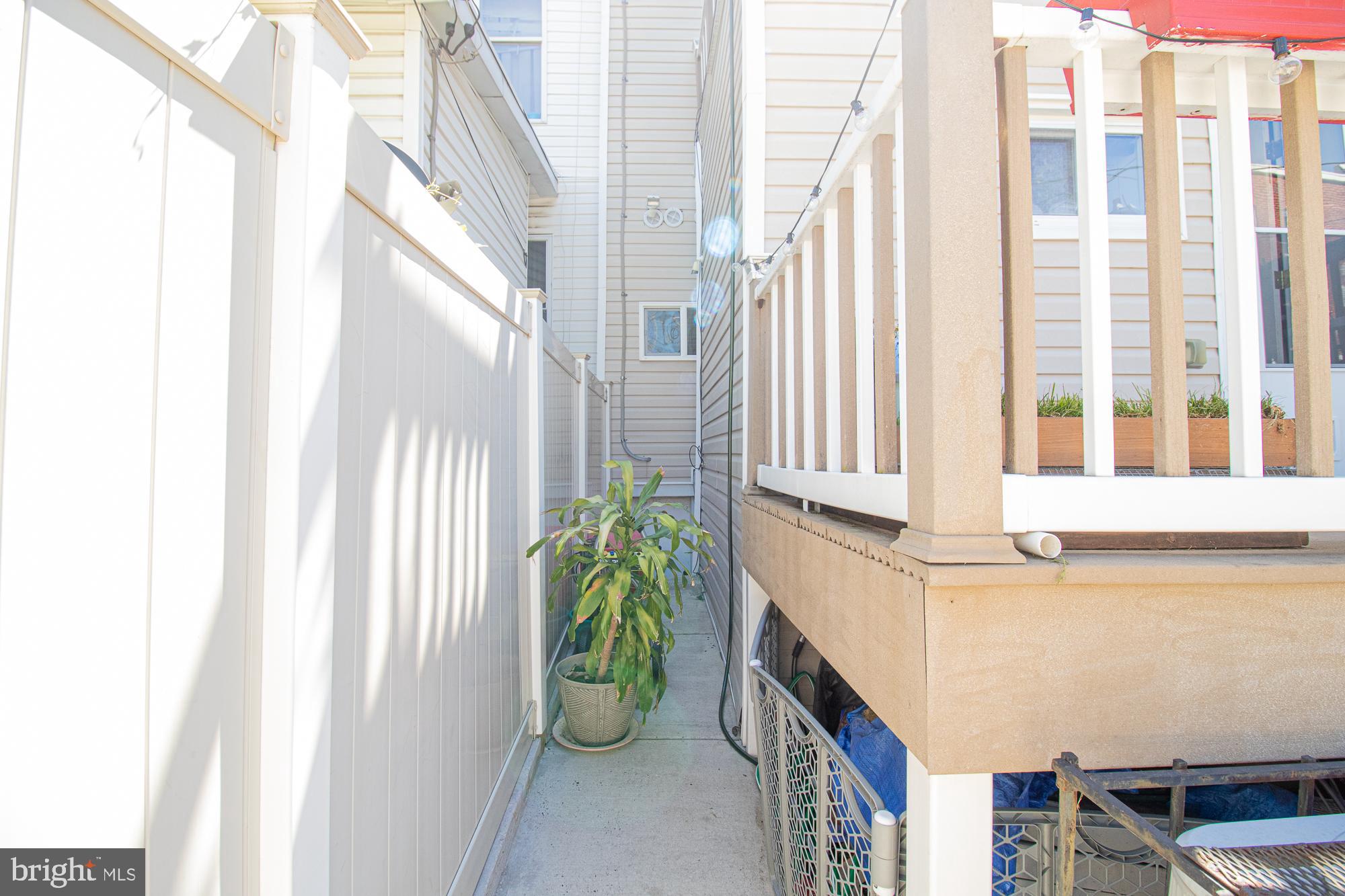 CHARLES VILLAGE - Residential