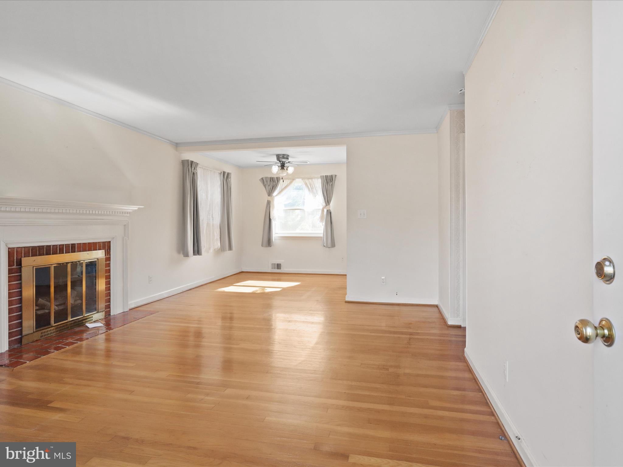 BROYHILL PARK - Residential