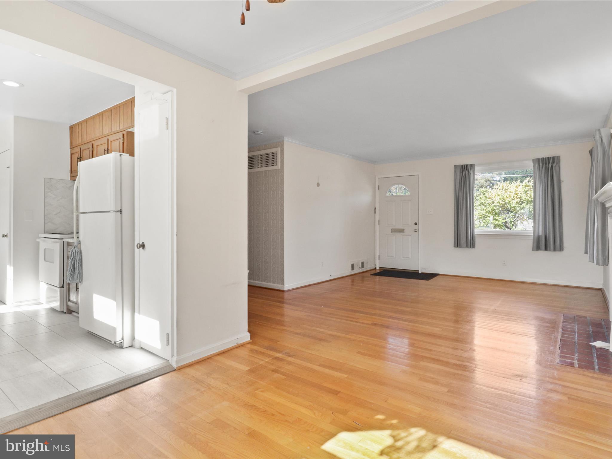 BROYHILL PARK - Residential