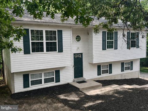 Homes For Sale - 373 Cactus Trail<br/> LUSBY, MD 20657