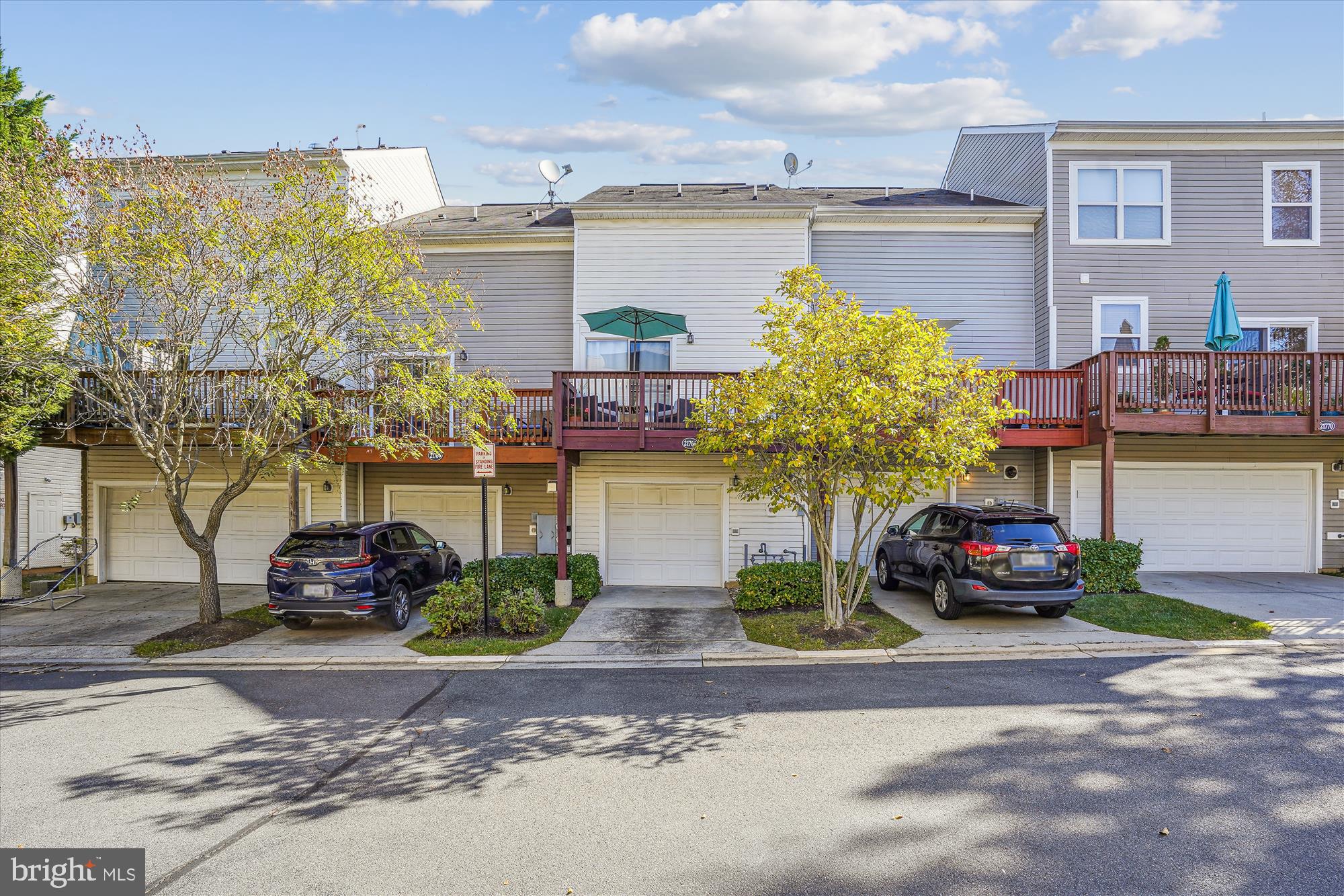 PARKSIDE AT ASHBURN - Residential