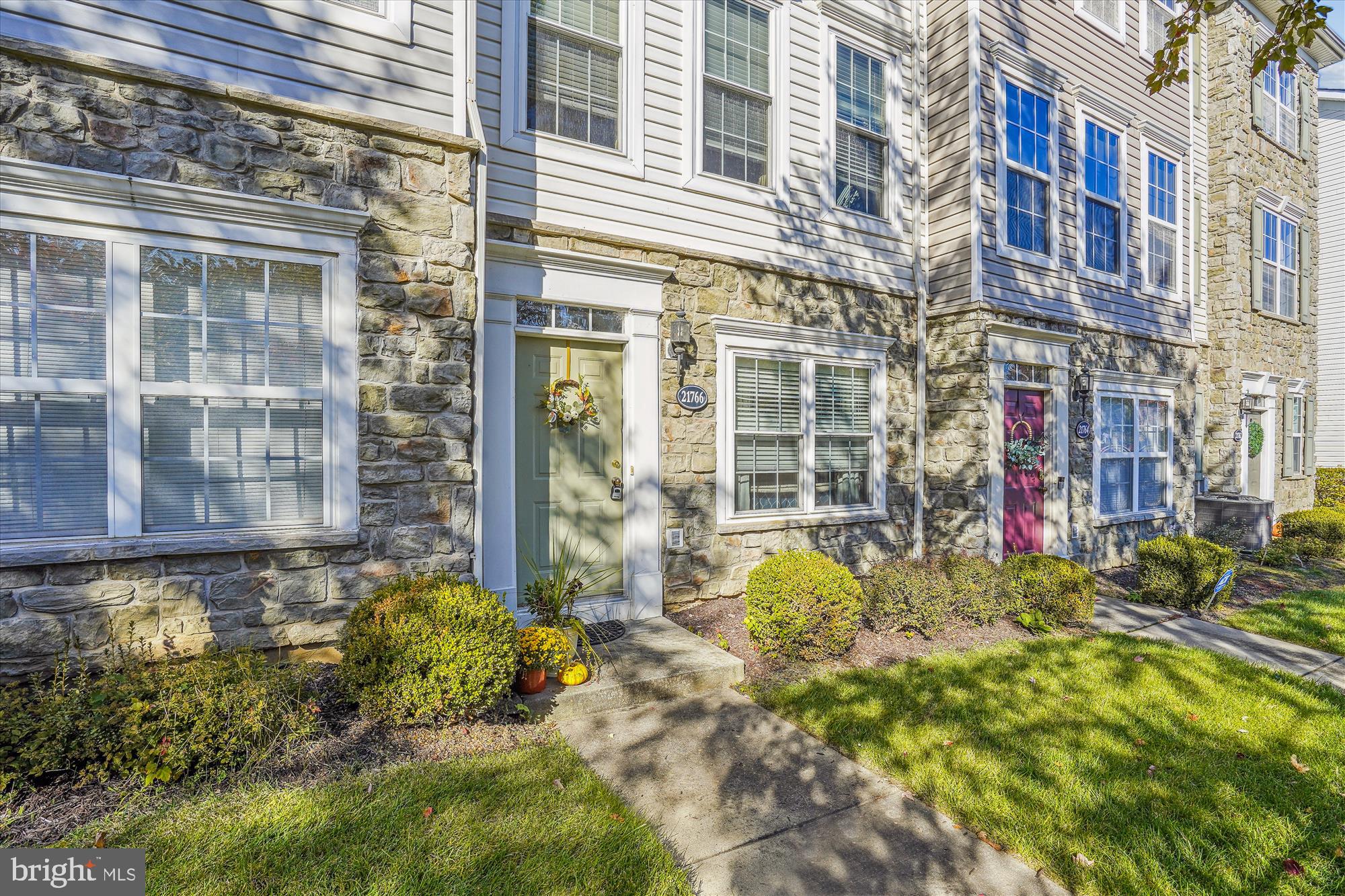 PARKSIDE AT ASHBURN - Residential