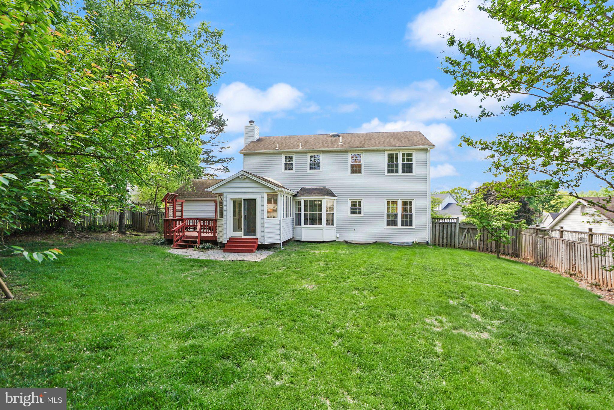 FOX MILL ESTATES - Residential