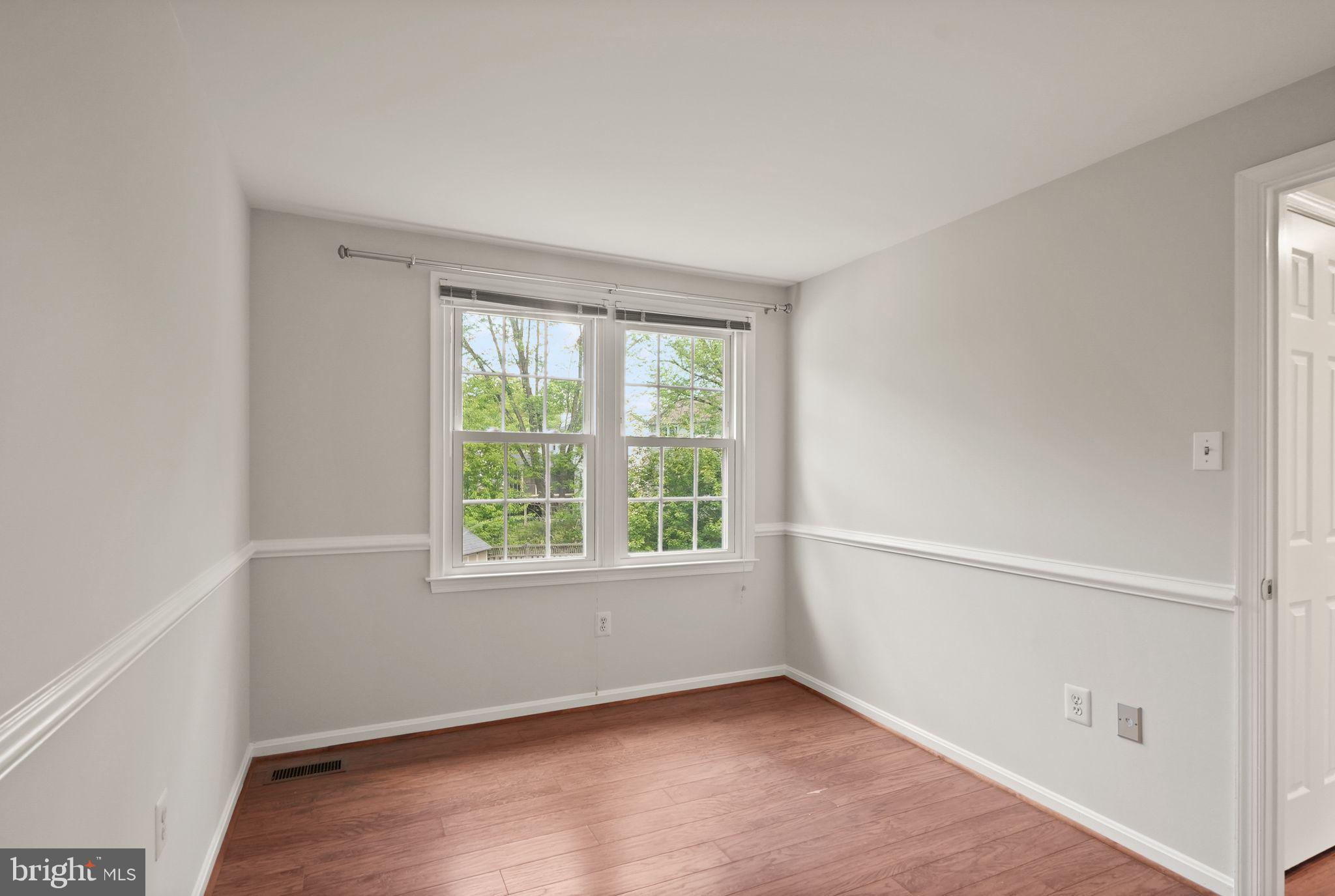 FOX MILL ESTATES - Residential