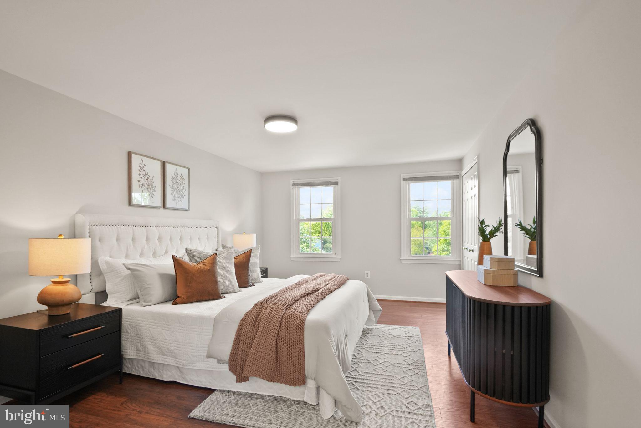 FOX MILL ESTATES - Residential