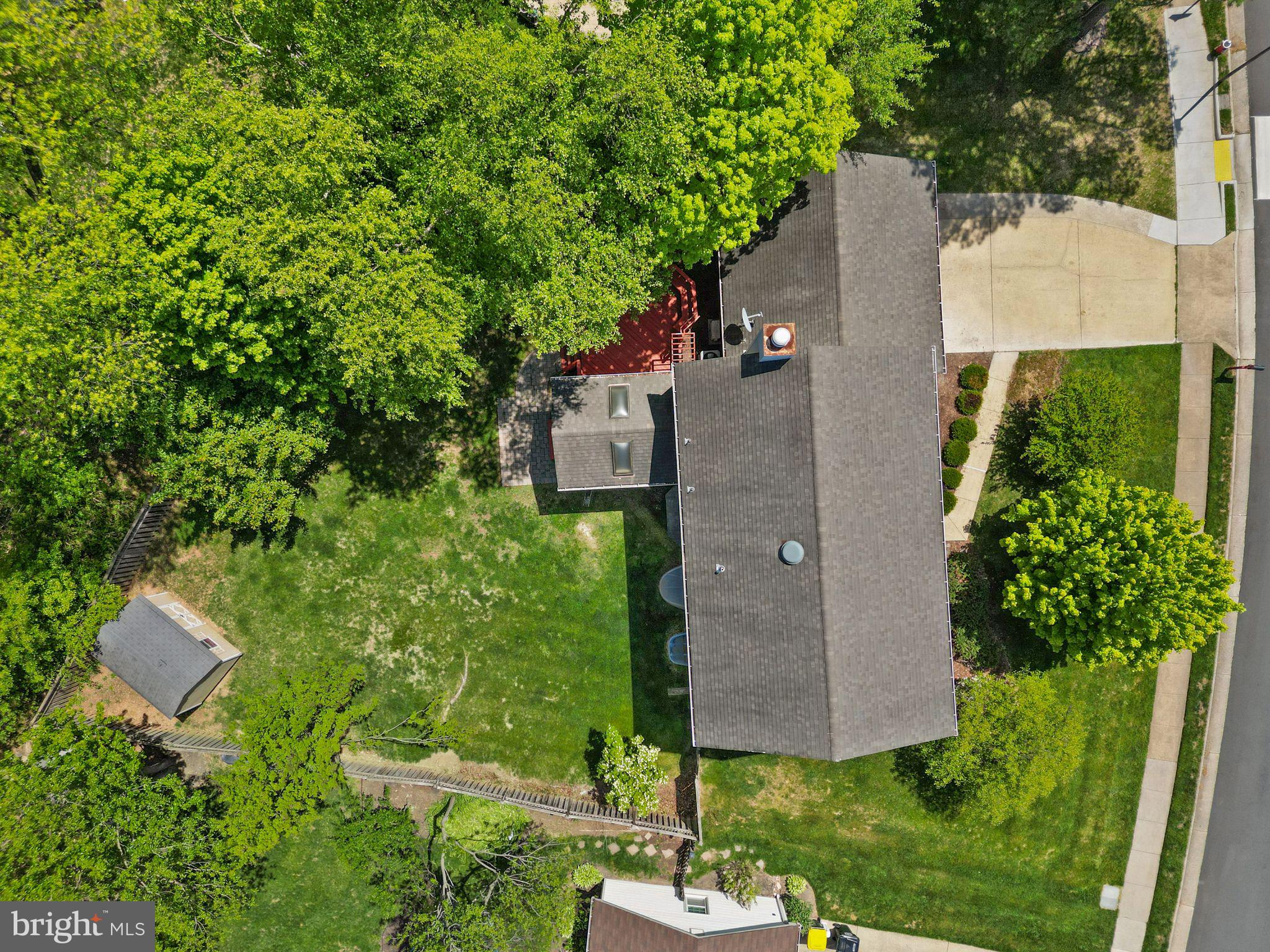 FOX MILL ESTATES - Residential