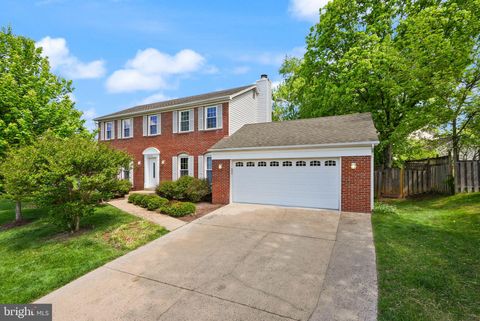 Photo of 2592 John Milton Drive, HERNDON, VA 20171 (MLS # VAFX2298946)