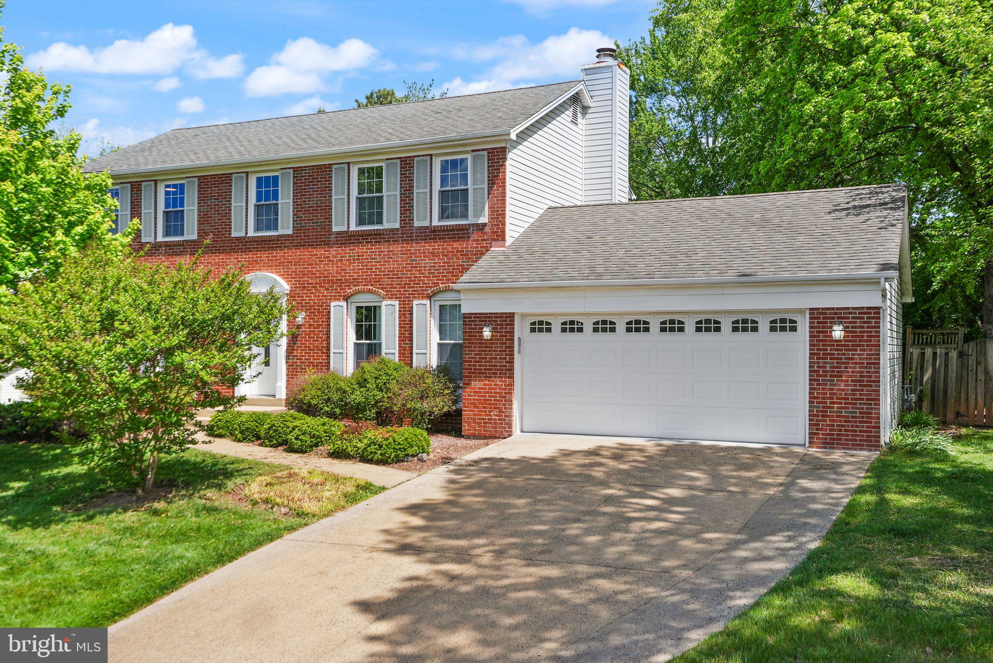 2592 JOHN MILTON DRIVE