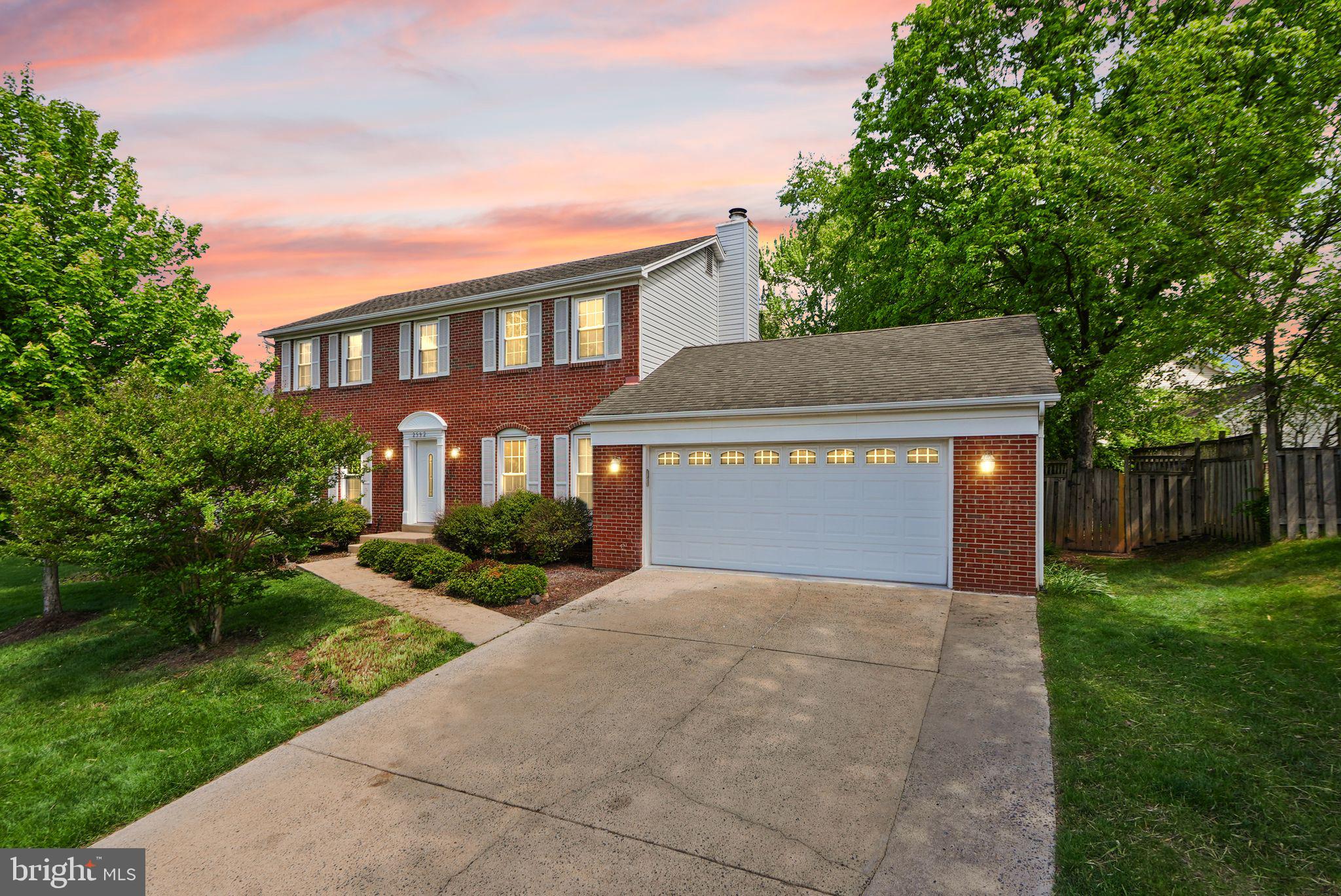 FOX MILL ESTATES - Residential