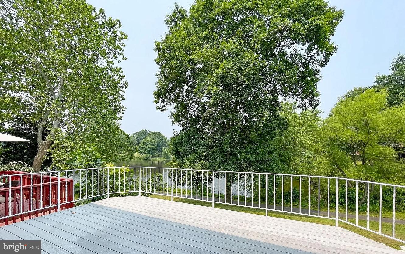 LAKE BRADDOCK - Residential Lease