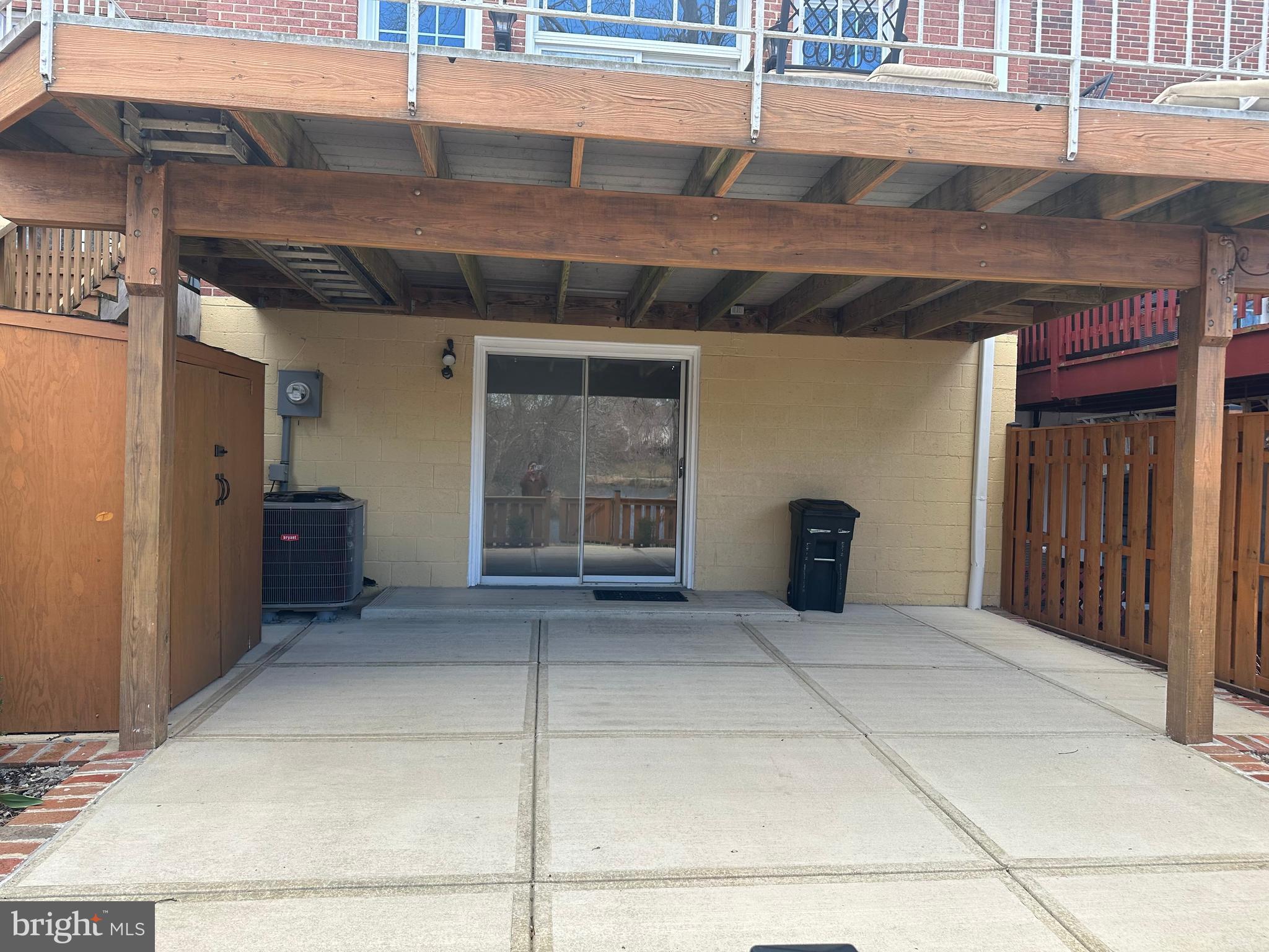 LAKE BRADDOCK - Residential Lease