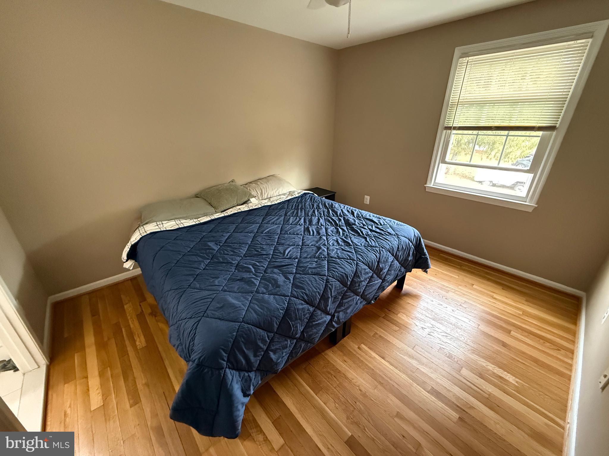 LAKE BRADDOCK - Residential Lease