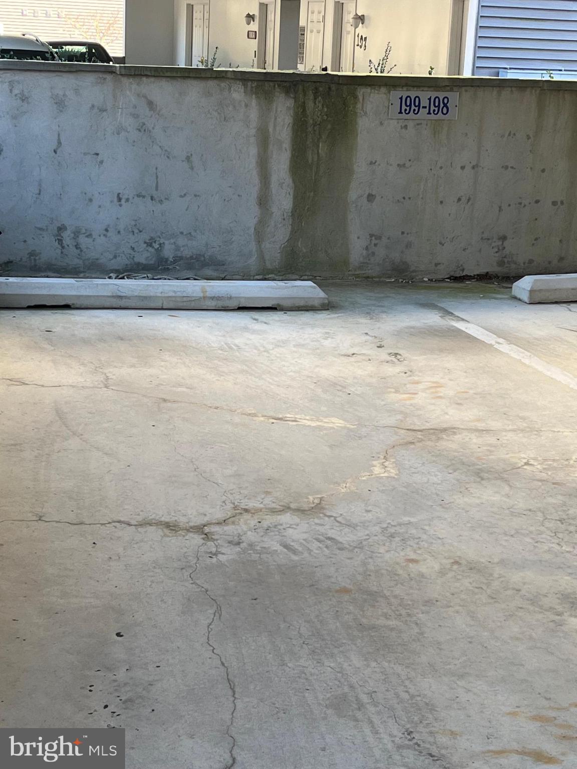 NORTH EAST ISLES - Residential