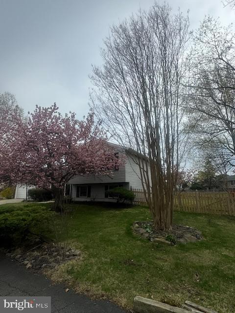 MONTEREY ESTATES - Residential Lease