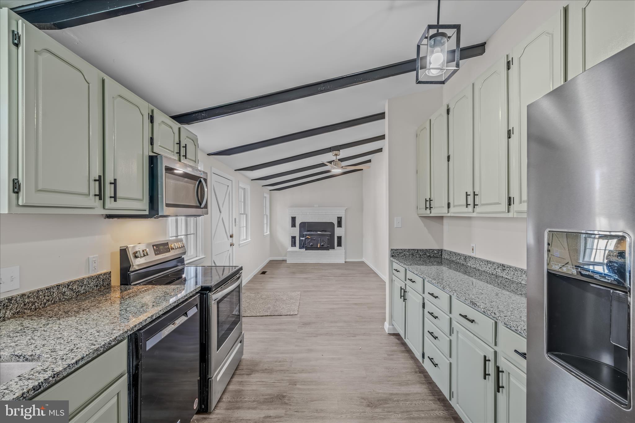 SHANNONDALE - Residential