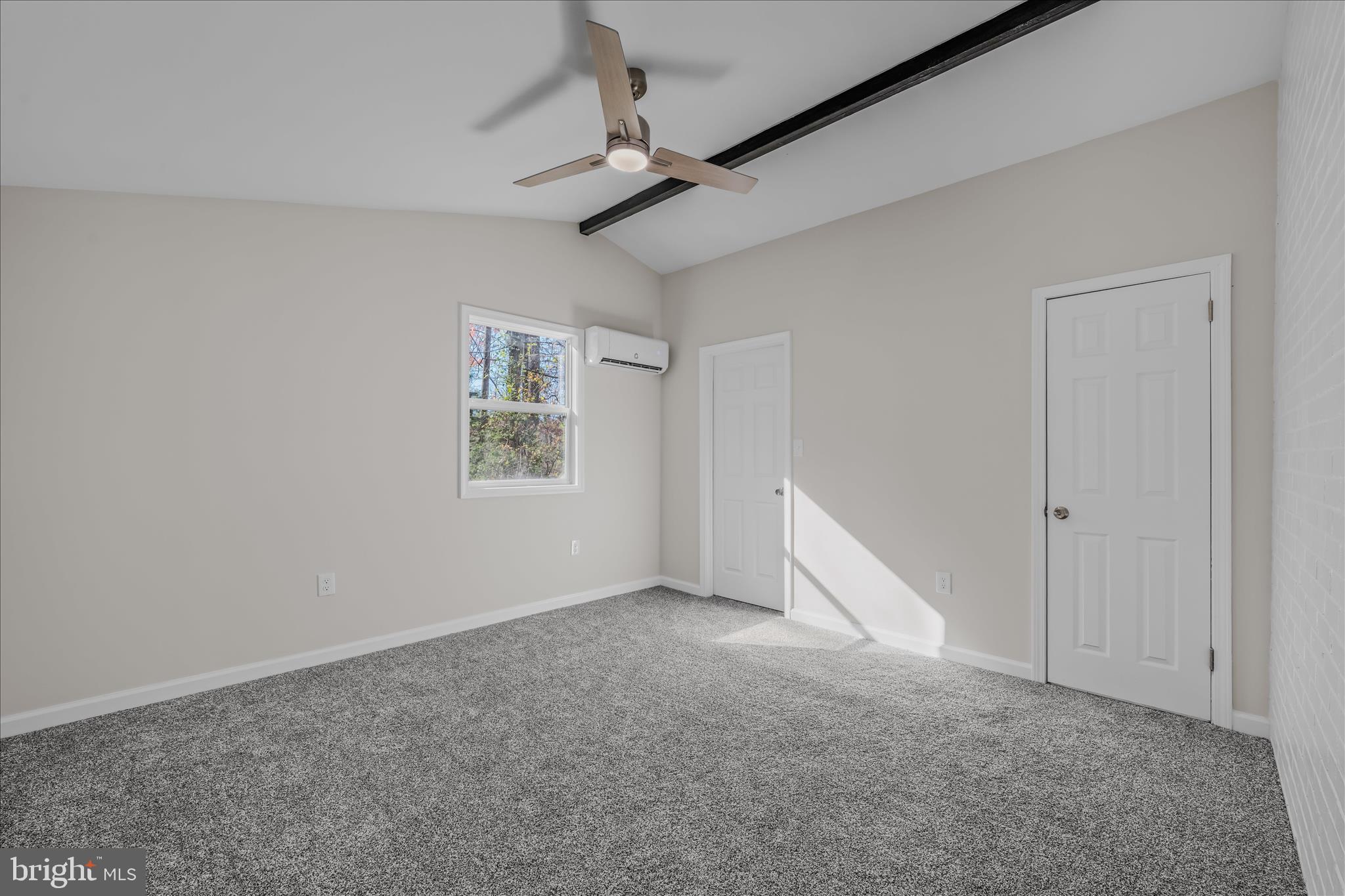 SHANNONDALE - Residential