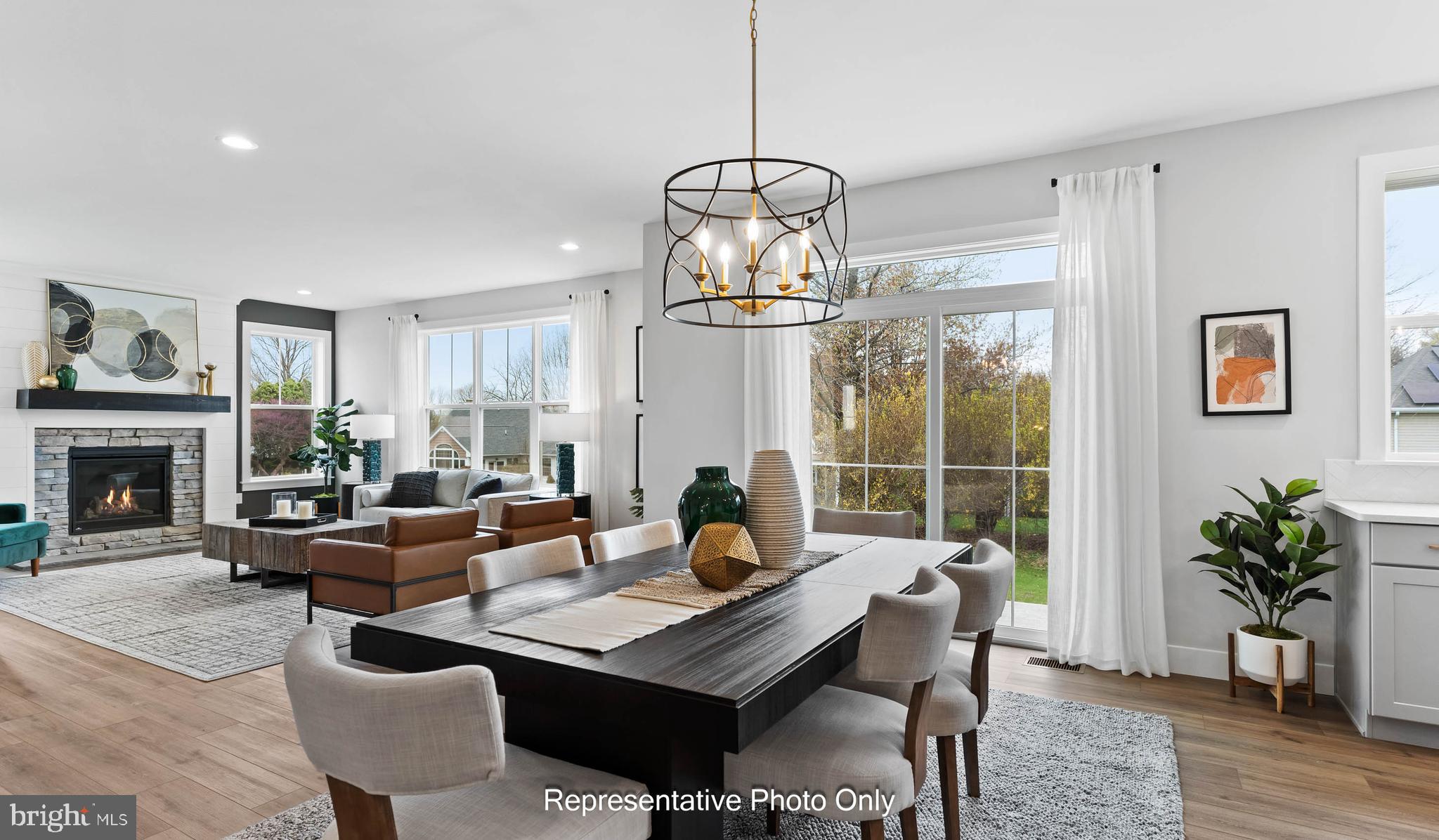 WALTON HILL - Residential