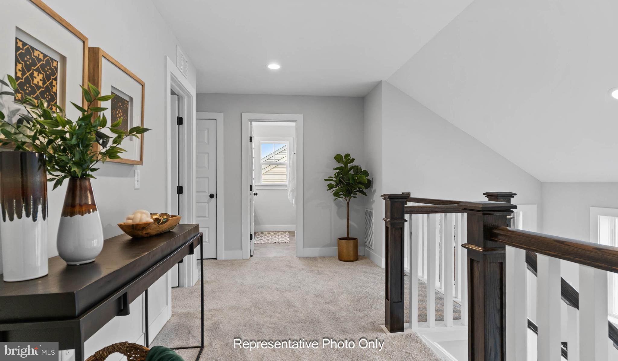 WALTON HILL - Residential