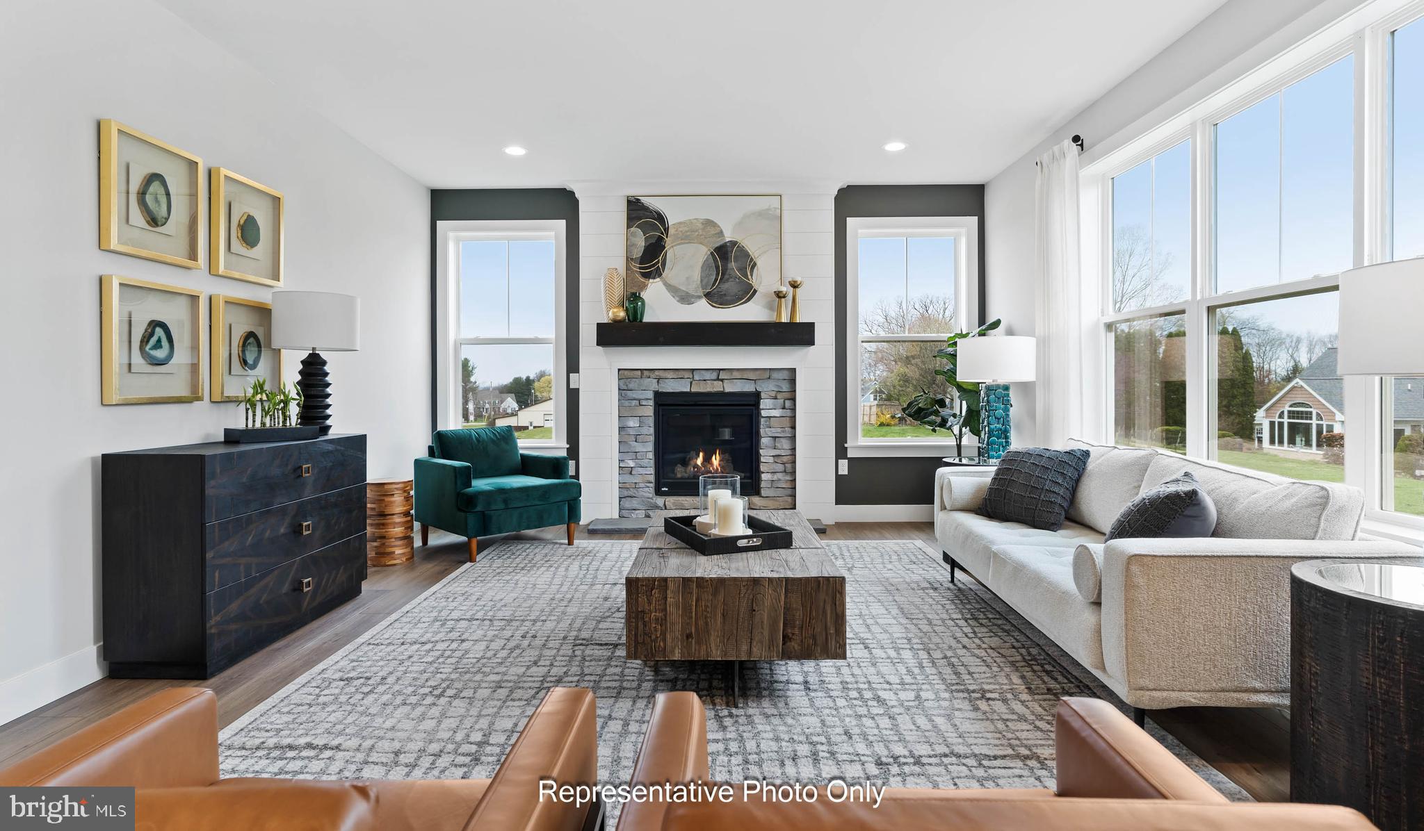 WALTON HILL - Residential