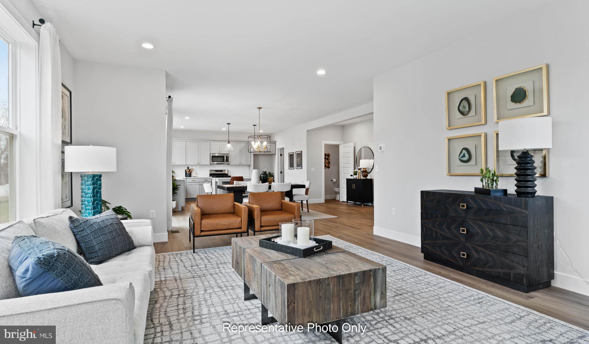 WALTON HILL - Residential