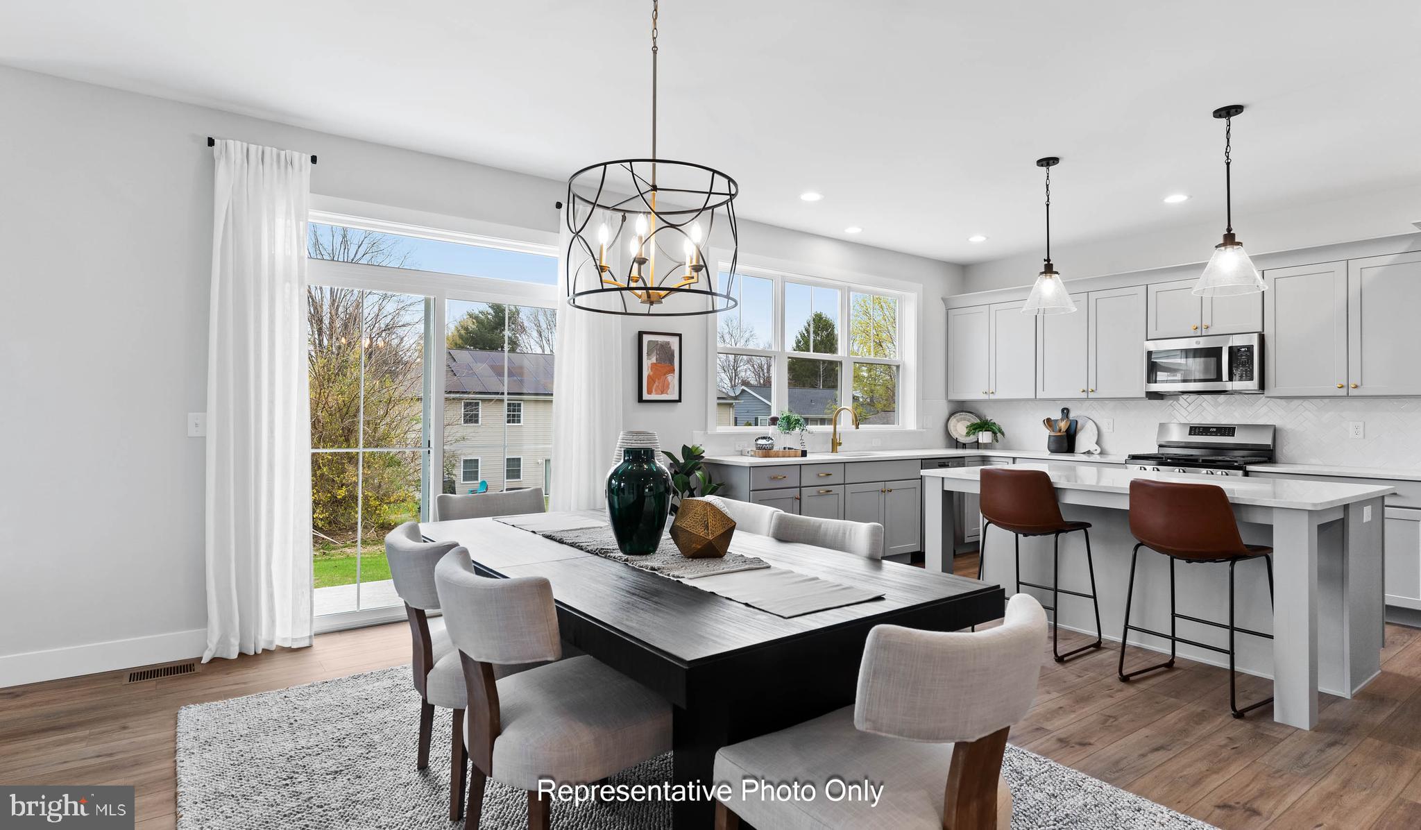 WALTON HILL - Residential